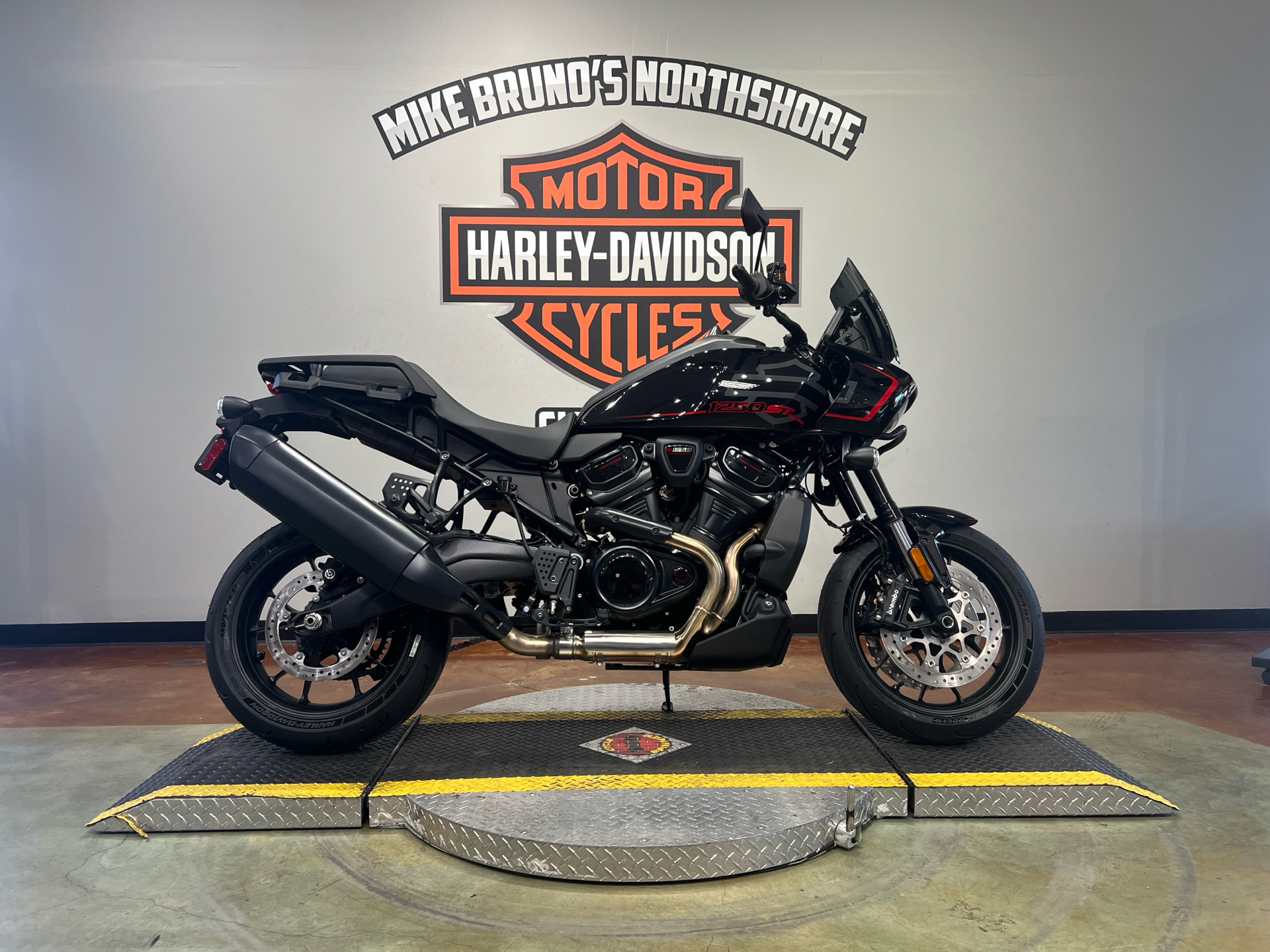 2025 Harley-Davidson Pan America® 1250 ST in Slidell, Louisiana - Photo 1
