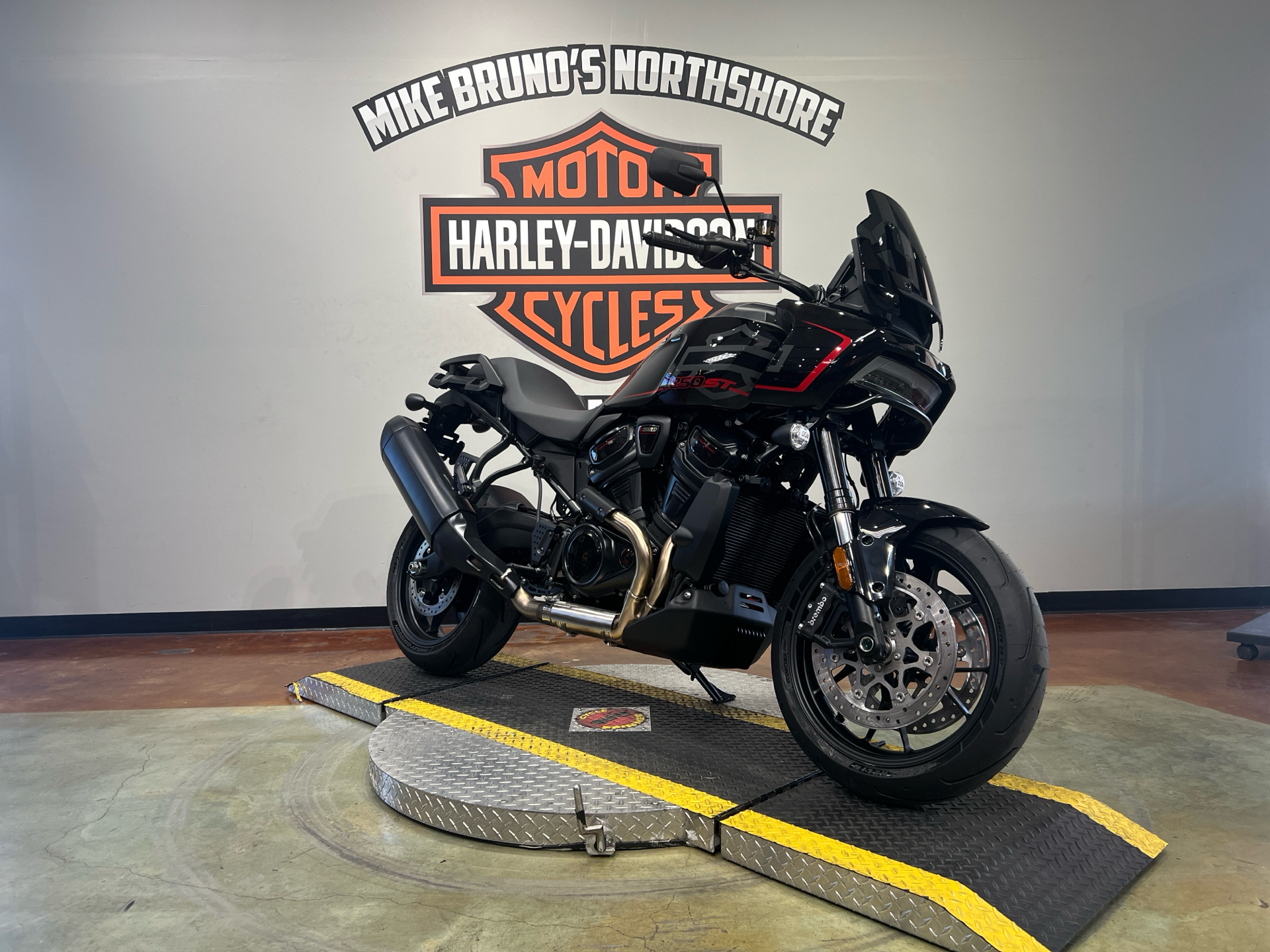 2025 Harley-Davidson Pan America® 1250 ST in Slidell, Louisiana - Photo 2