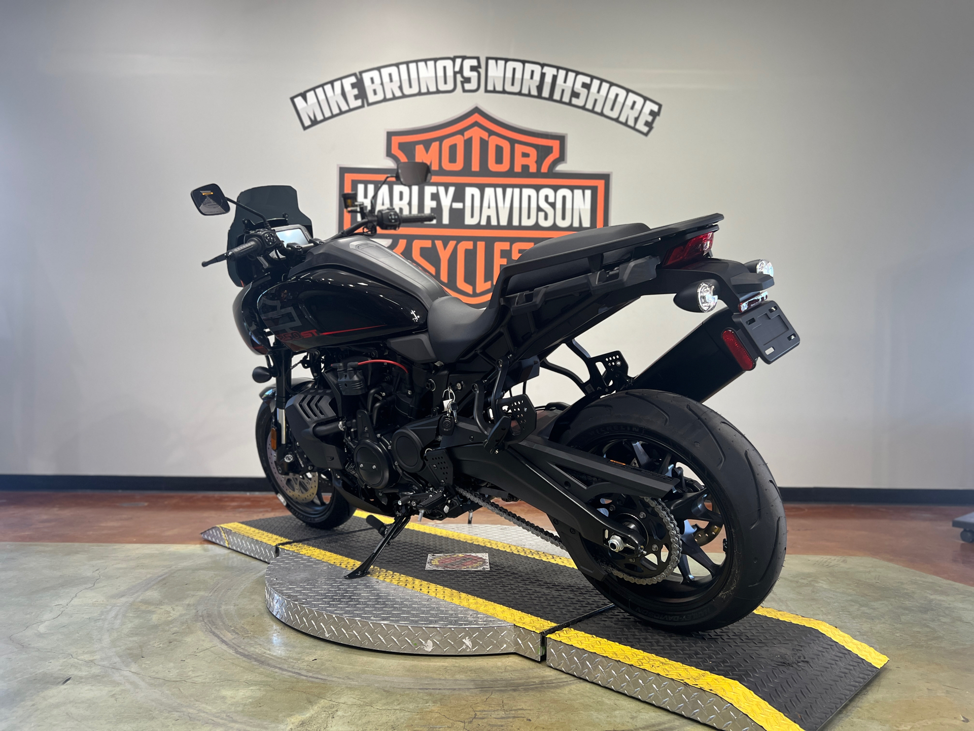 2025 Harley-Davidson Pan America® 1250 ST in Slidell, Louisiana - Photo 6