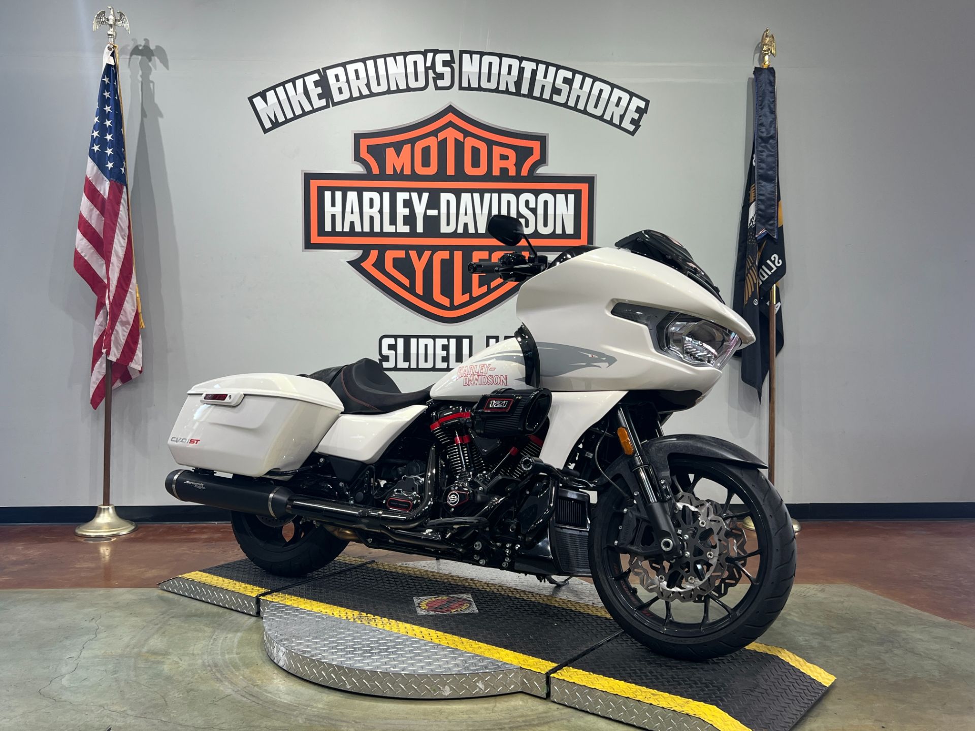 2024 Harley-Davidson CVO™ Road Glide® ST in Slidell, Louisiana - Photo 5