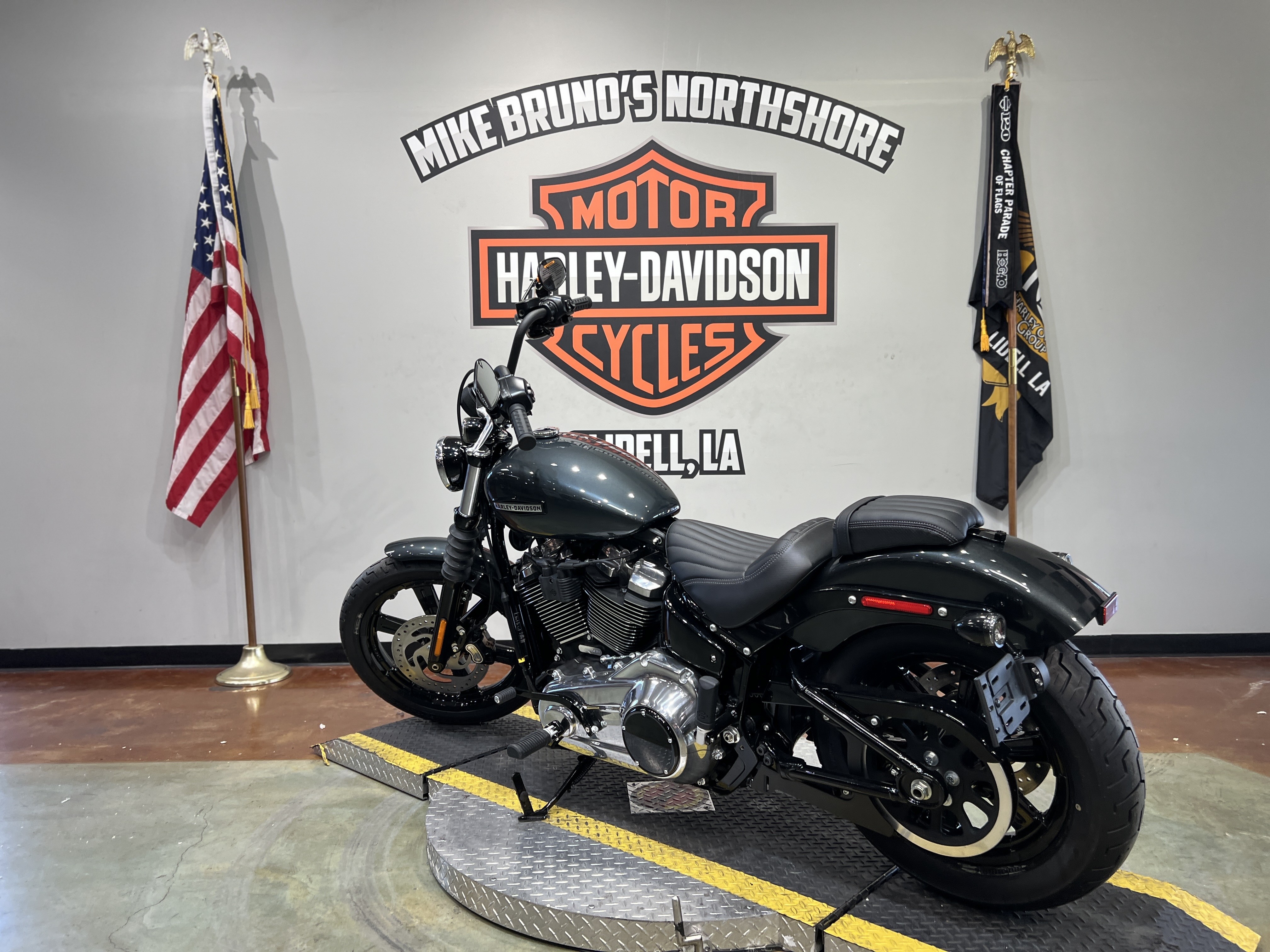 2025 Harley-Davidson Street Bob® in Slidell, Louisiana - Photo 6