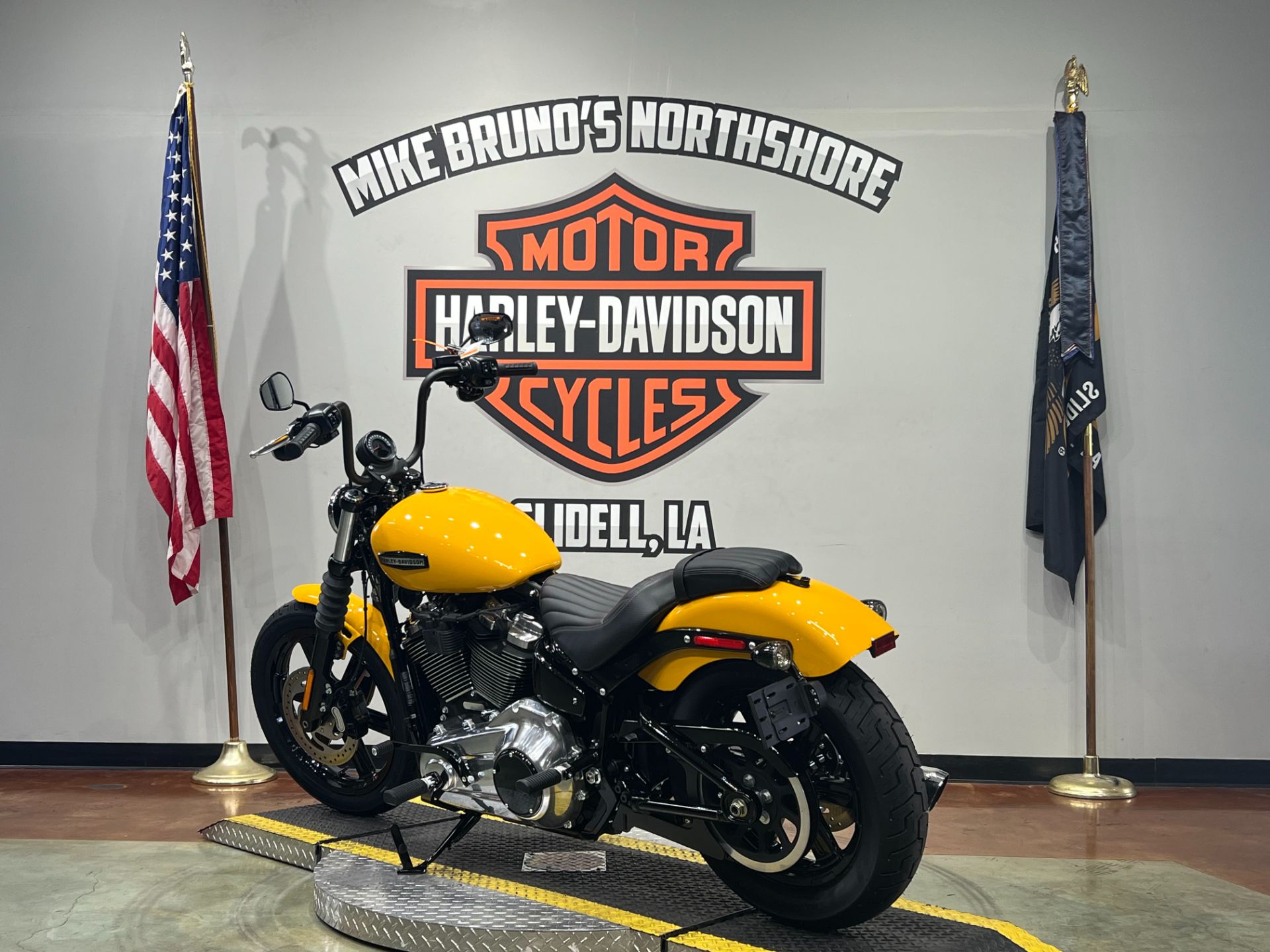 2025 Harley-Davidson Street Bob® in Slidell, Louisiana - Photo 4