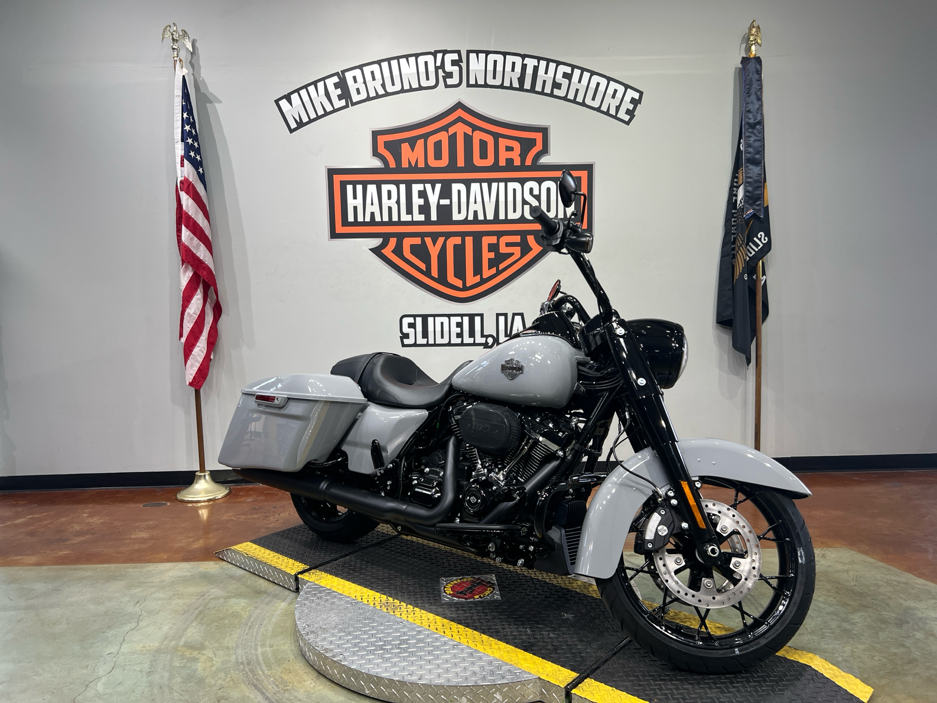 2025 Harley-Davidson Road King® Special in Slidell, Louisiana - Photo 2