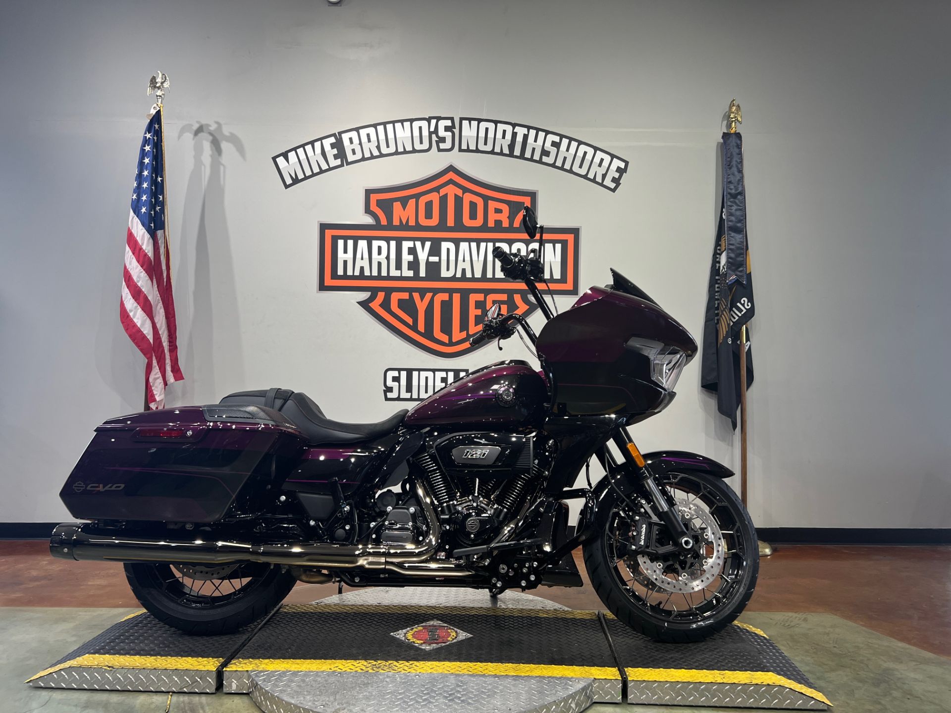 2025 Harley-Davidson CVO™ Road Glide® in Slidell, Louisiana - Photo 1