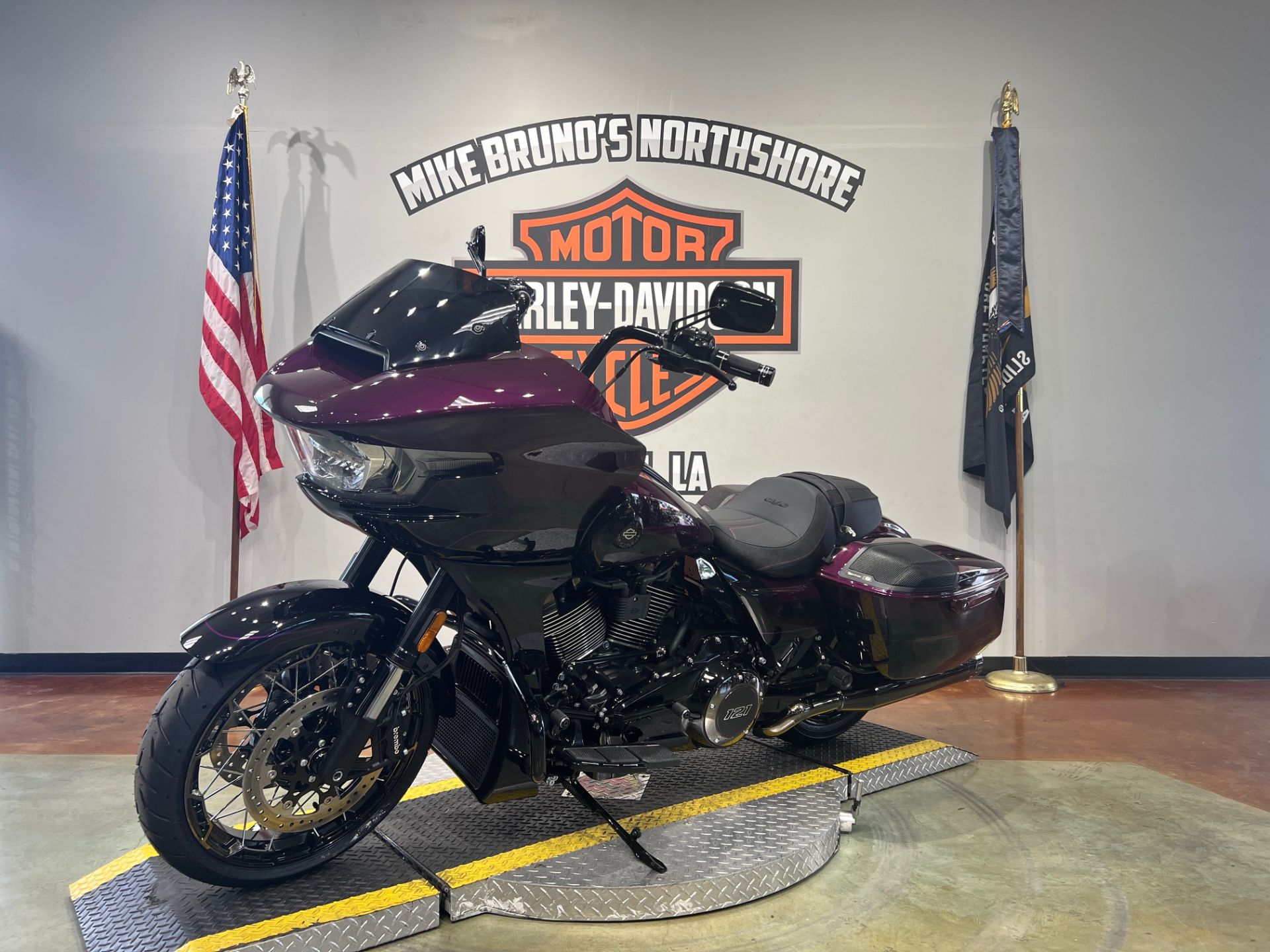 2025 Harley-Davidson CVO™ Road Glide® in Slidell, Louisiana - Photo 4