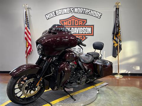 2019 Harley-Davidson CVO™ Street Glide® in Slidell, Louisiana - Photo 4