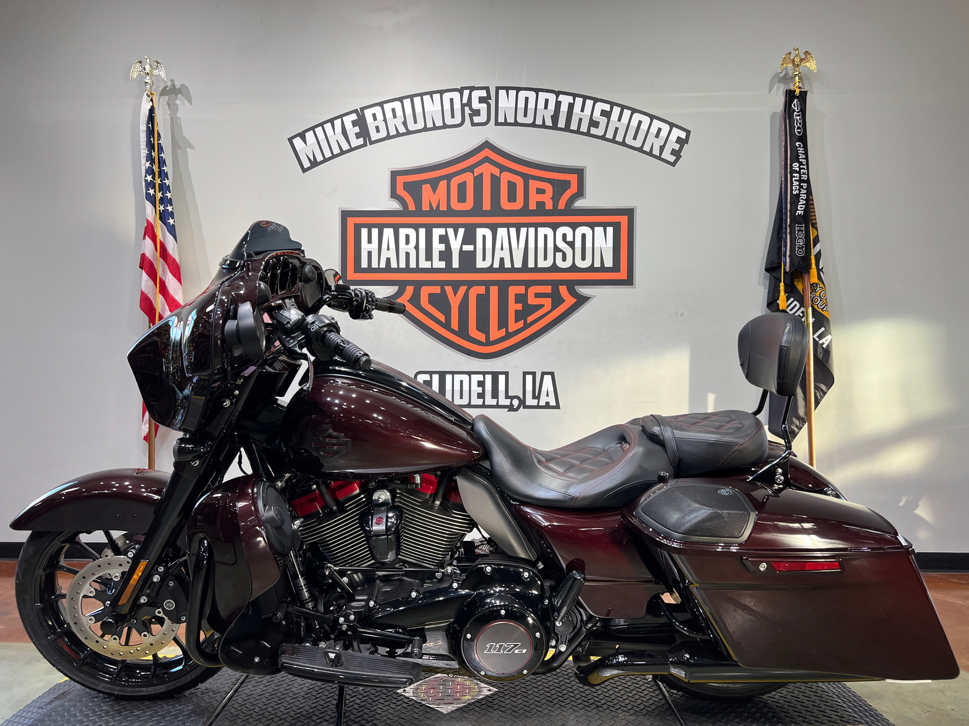2019 Harley-Davidson CVO™ Street Glide® in Slidell, Louisiana - Photo 5