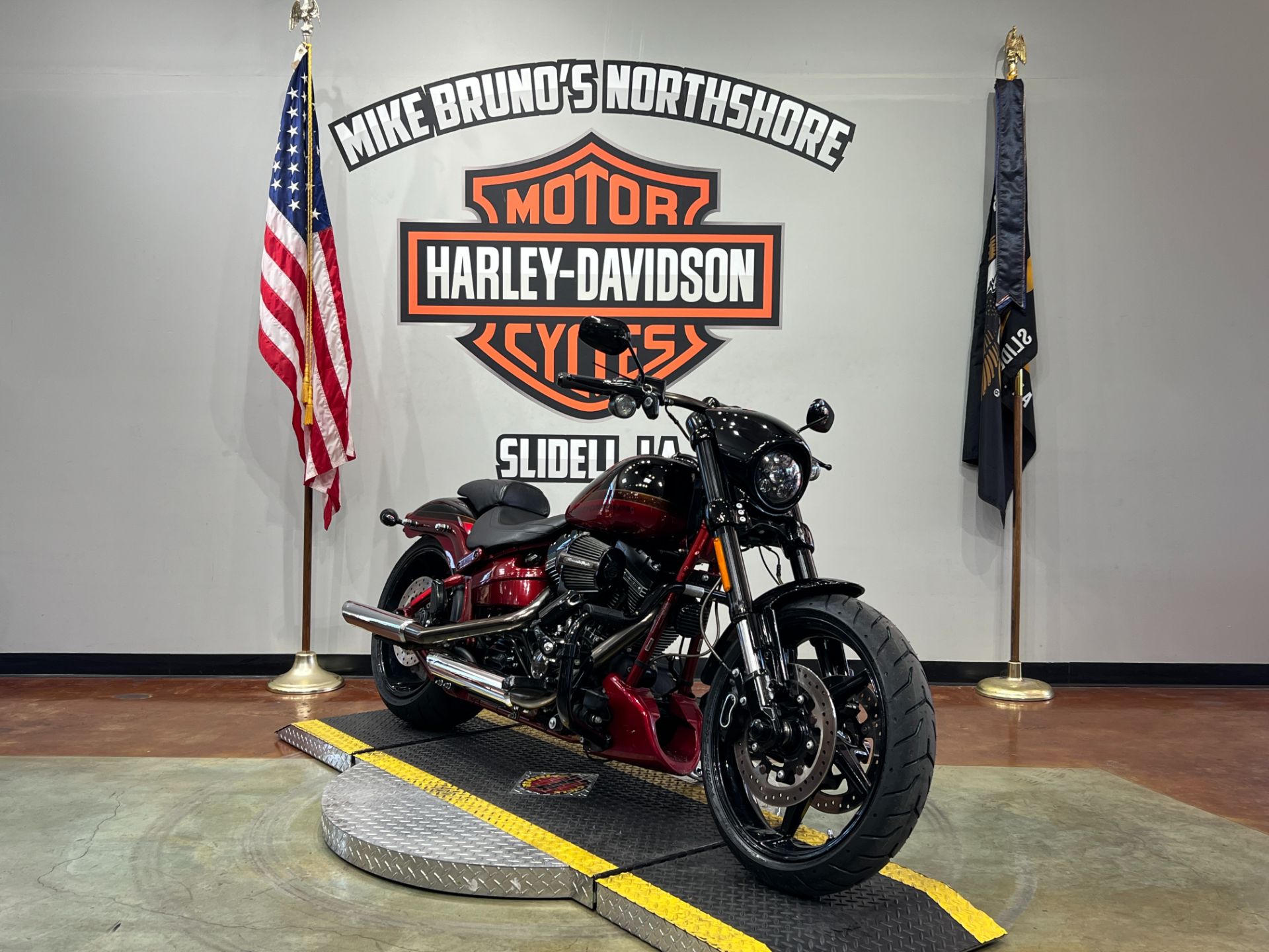 2017 Harley-Davidson CVO™ Pro Street Breakout® in Slidell, Louisiana - Photo 2