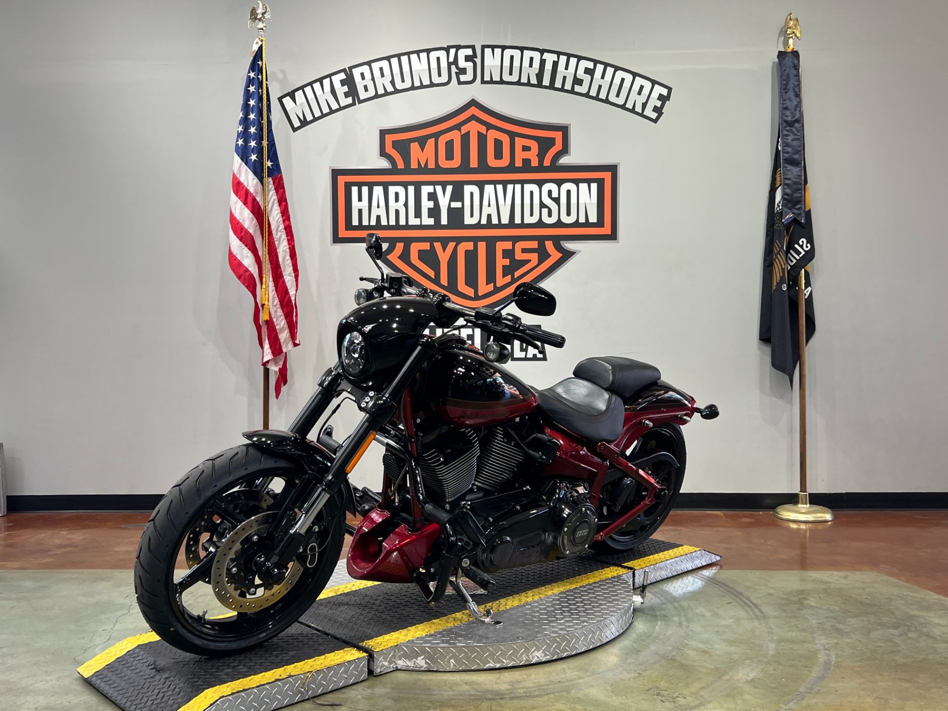 2017 Harley-Davidson CVO™ Pro Street Breakout® in Slidell, Louisiana - Photo 4