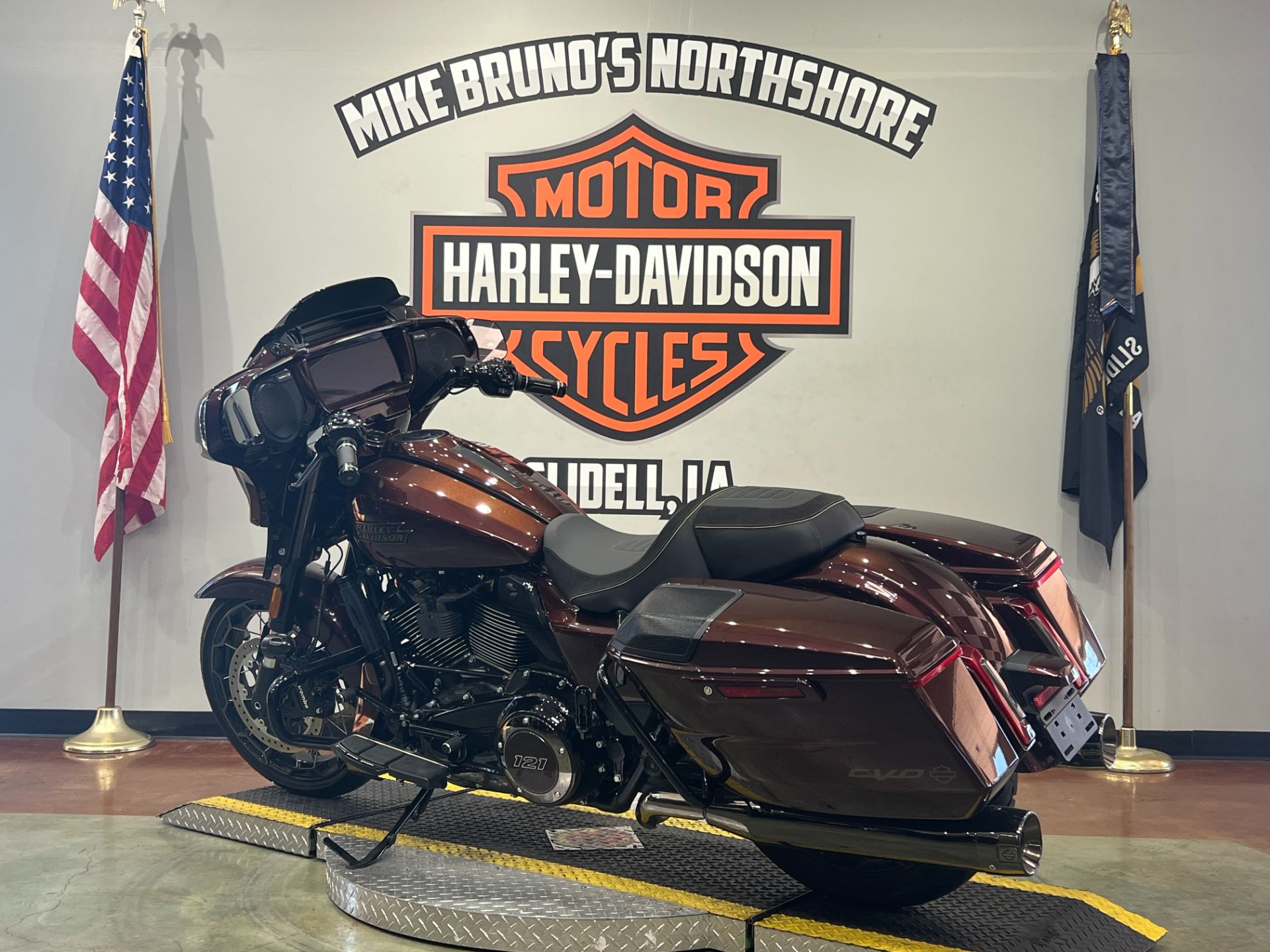 2024 Harley-Davidson CVO™ Street Glide® in Slidell, Louisiana - Photo 6