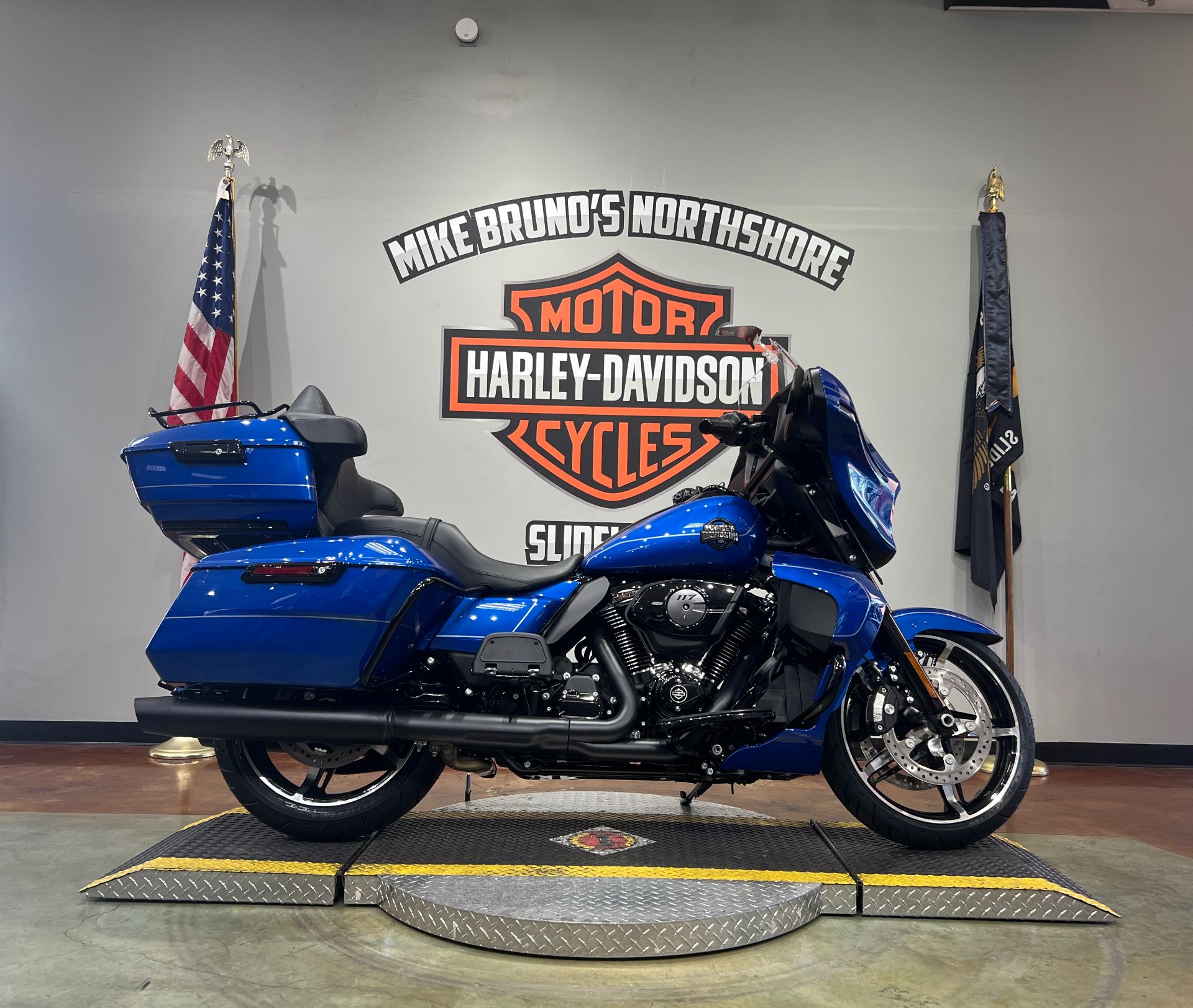 2025 Harley-Davidson Street Glide® Ultra in Slidell, Louisiana - Photo 1