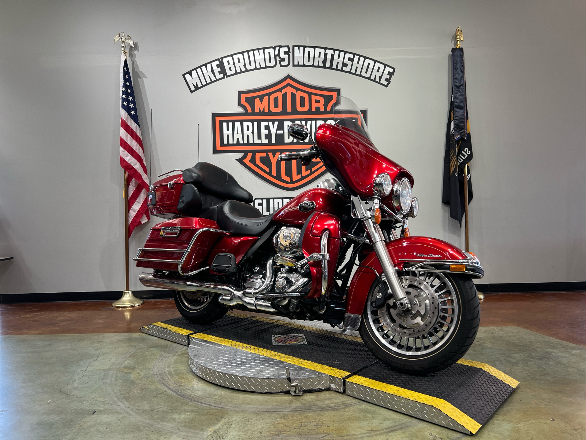 2012 Harley-Davidson Ultra Classic® Electra Glide® in Slidell, Louisiana - Photo 2