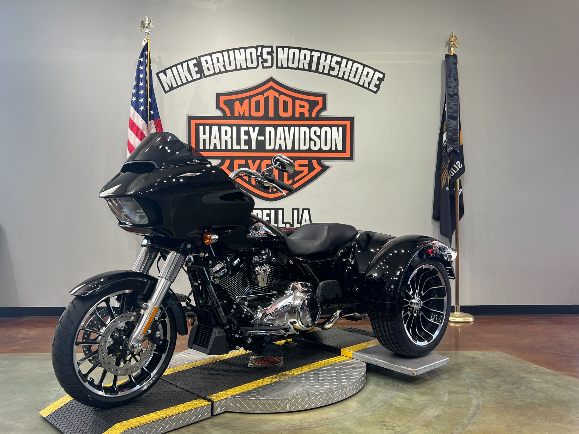 2025 Harley-Davidson Road Glide® 3 in Slidell, Louisiana - Photo 4