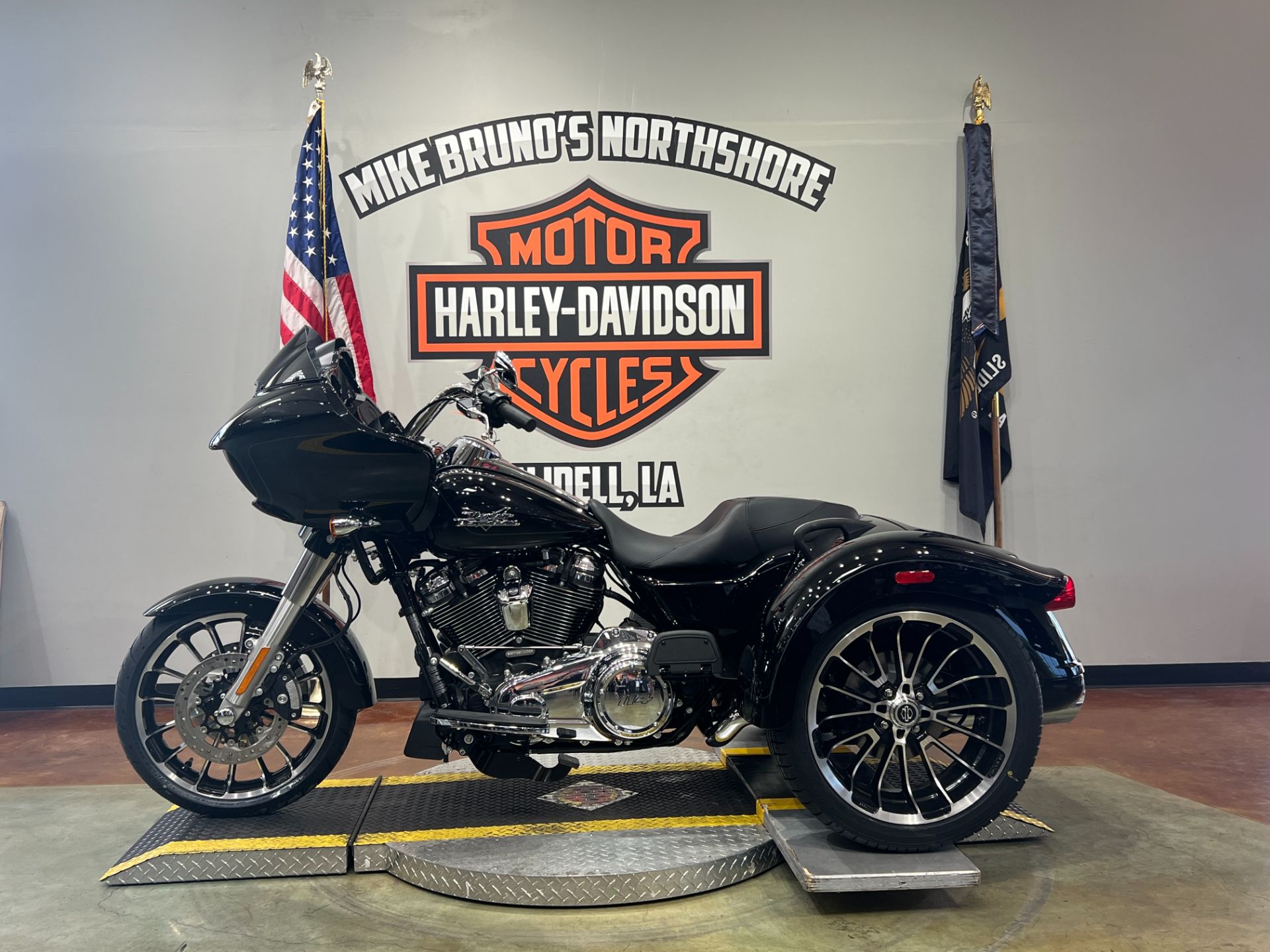 2025 Harley-Davidson Road Glide® 3 in Slidell, Louisiana - Photo 5
