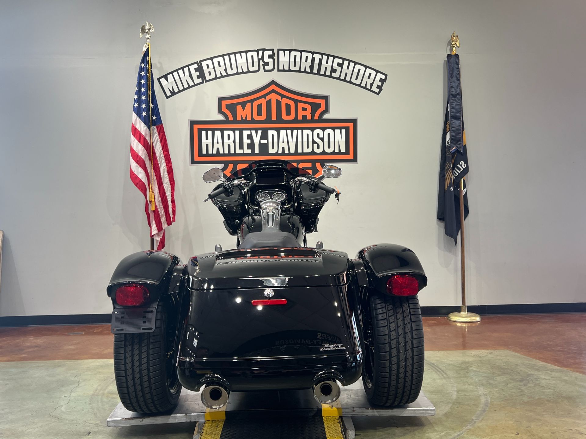 2025 Harley-Davidson Road Glide® 3 in Slidell, Louisiana - Photo 7