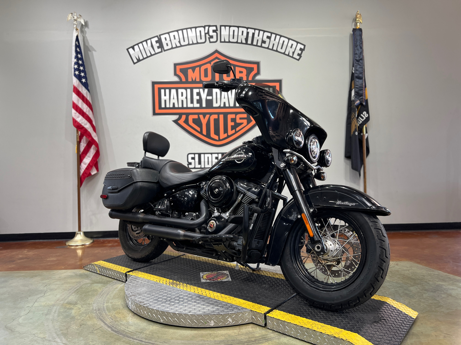 2019 Harley-Davidson Heritage Classic 107 in Slidell, Louisiana - Photo 2