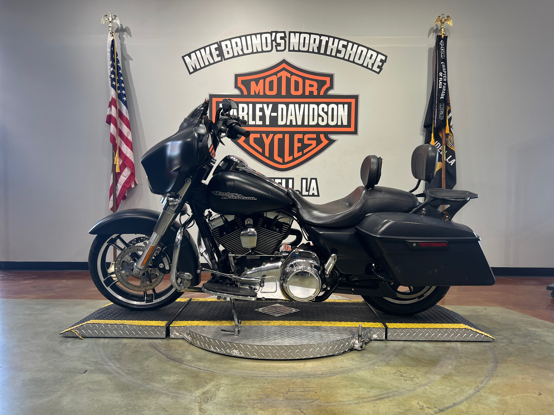 2016 Harley-Davidson Street Glide® in Slidell, Louisiana - Photo 5