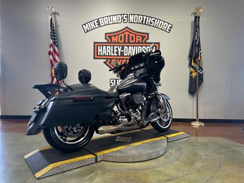 2016 Harley-Davidson Street Glide® in Slidell, Louisiana - Photo 8