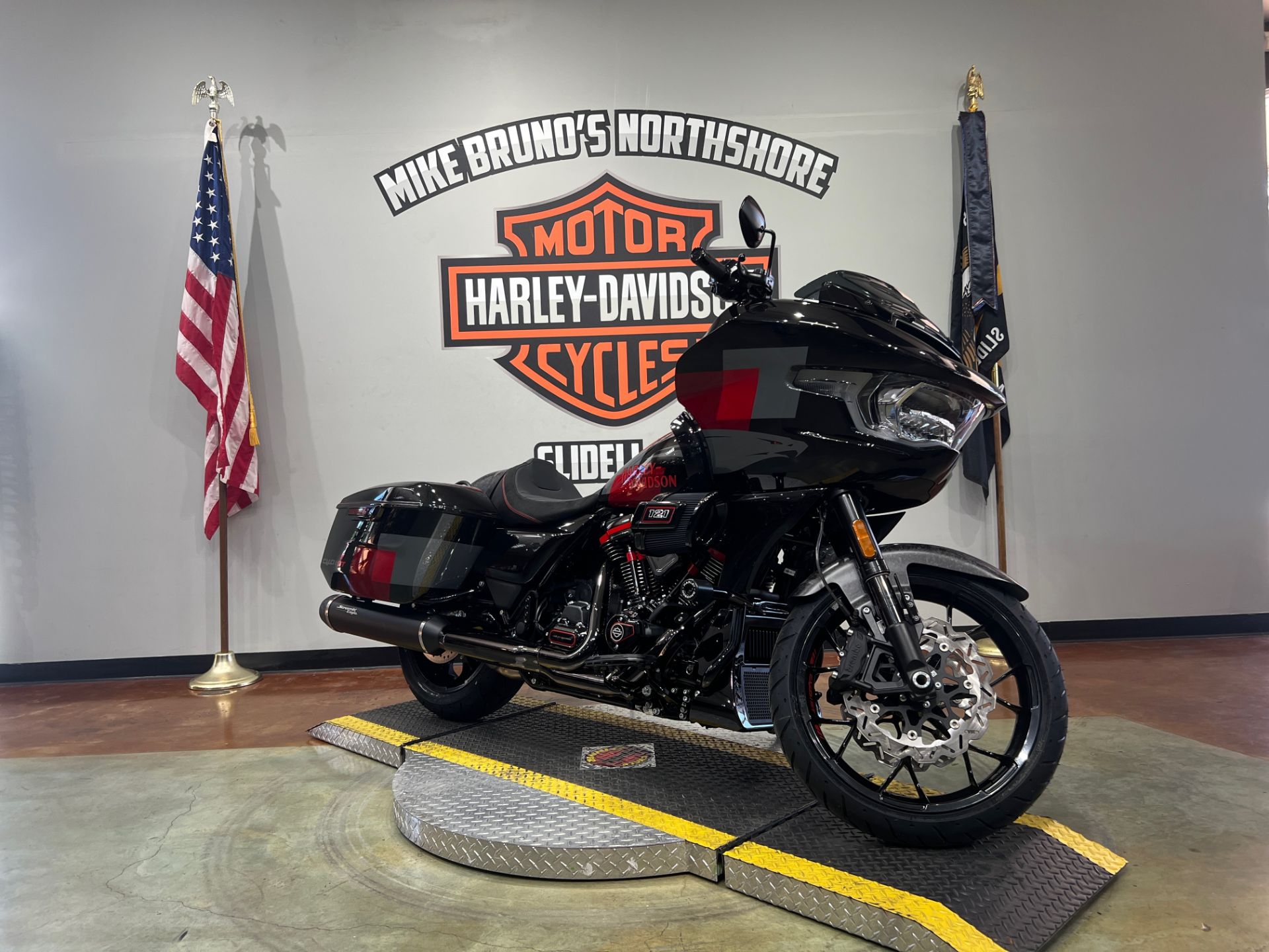 2025 Harley-Davidson CVO™ Road Glide® ST in Slidell, Louisiana - Photo 2
