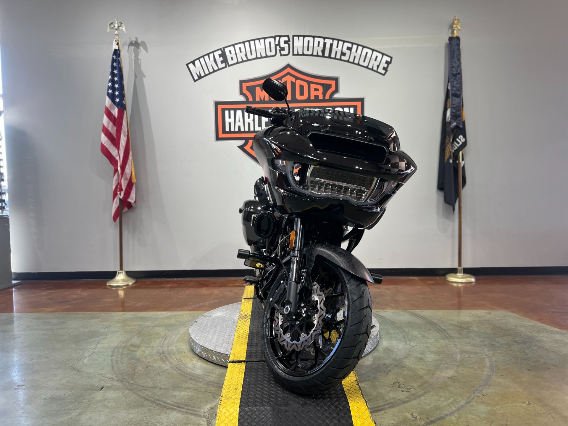 2025 Harley-Davidson CVO™ Road Glide® ST in Slidell, Louisiana - Photo 3