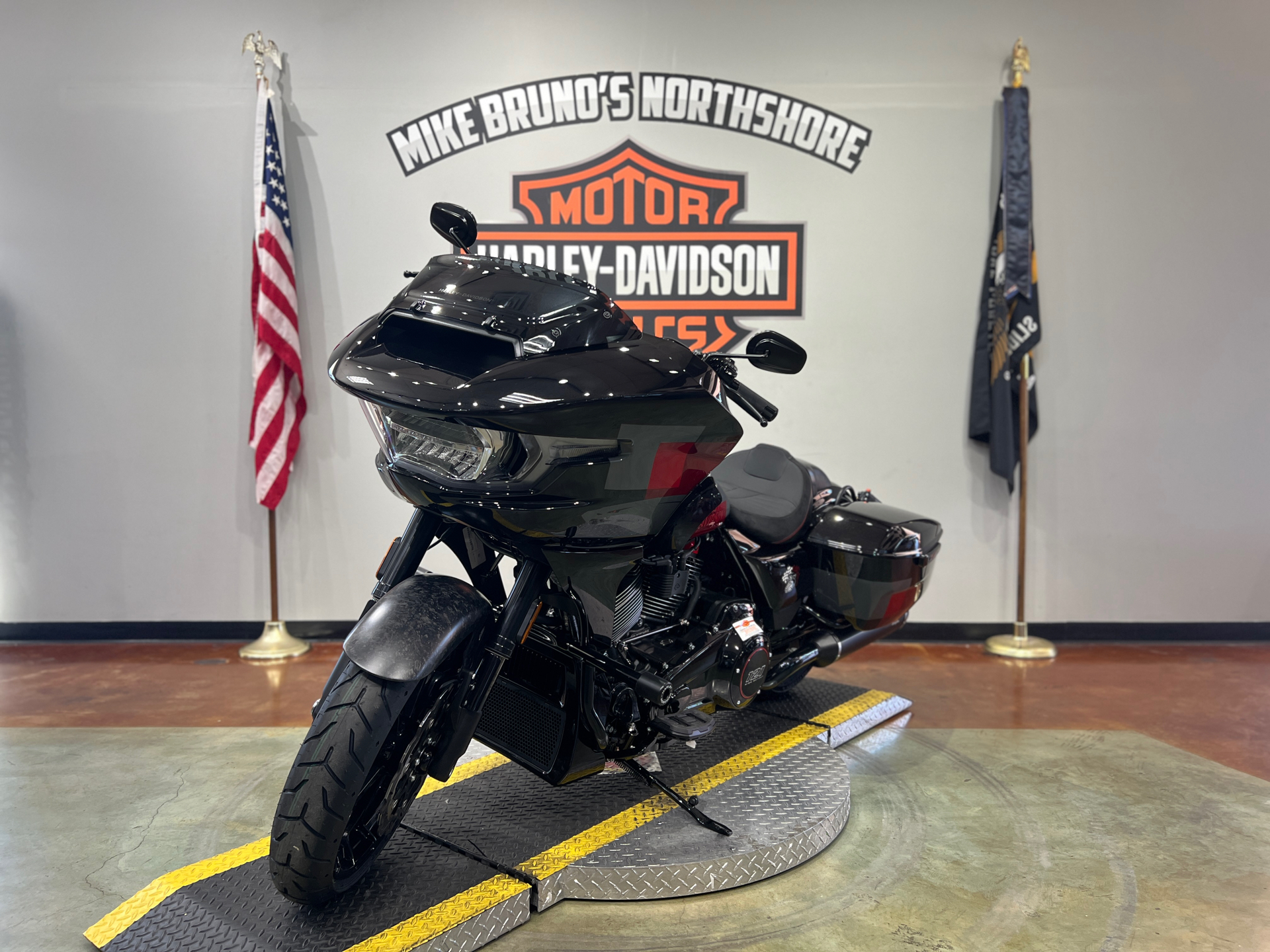 2025 Harley-Davidson CVO™ Road Glide® ST in Slidell, Louisiana - Photo 5