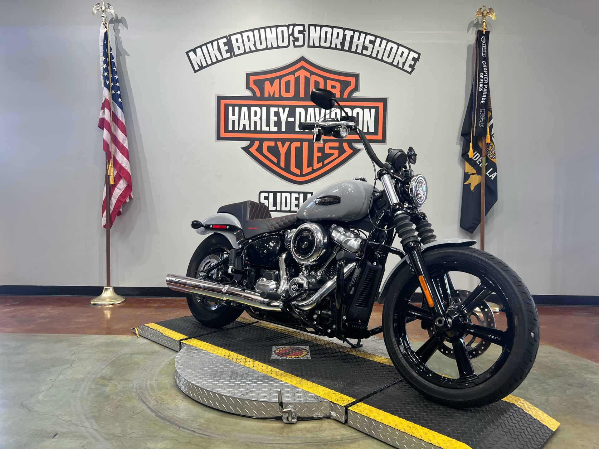 2025 Harley-Davidson Street Bob® in Slidell, Louisiana - Photo 2
