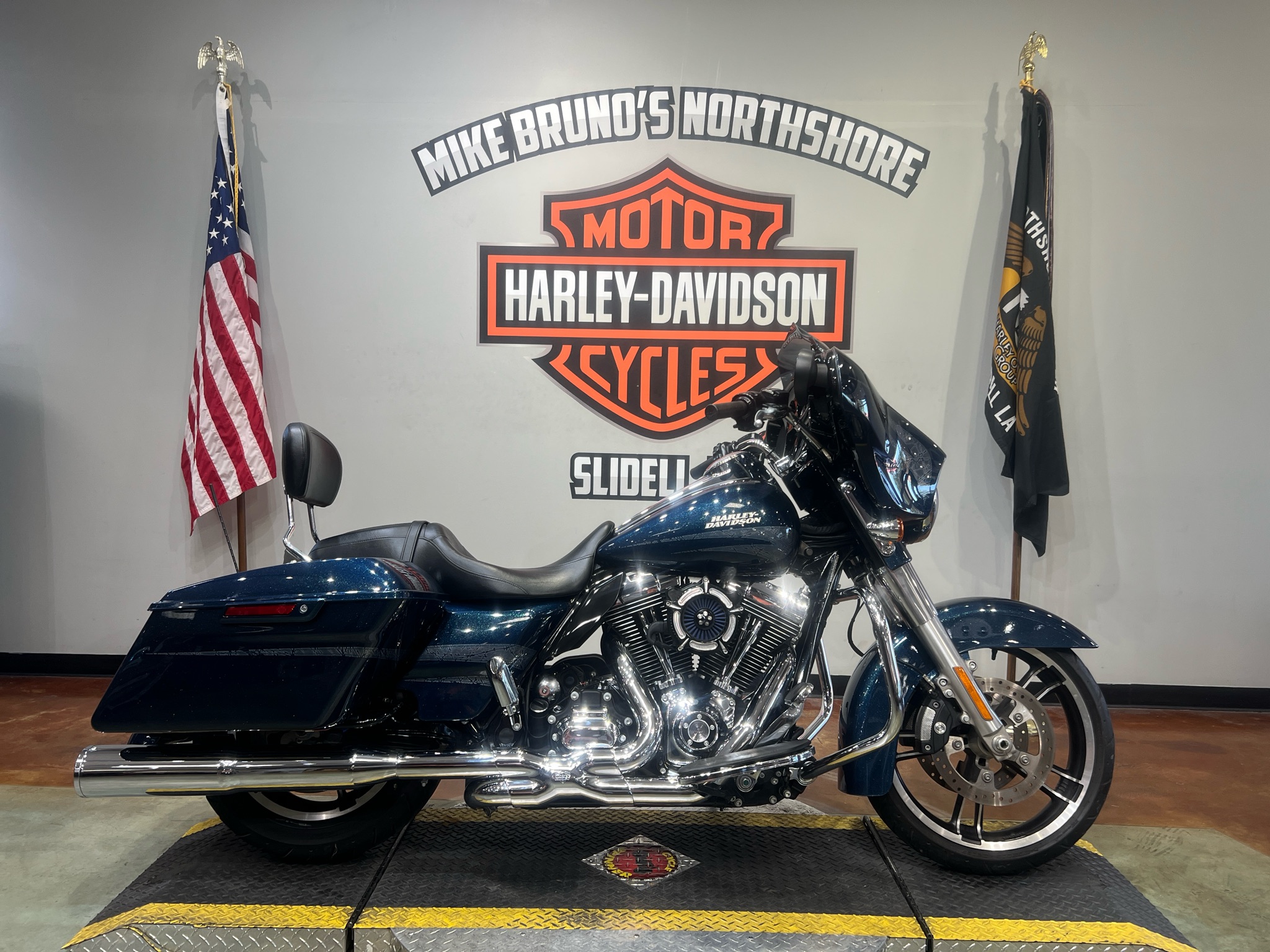 2016 Harley-Davidson Street Glide® Special in Slidell, Louisiana - Photo 1