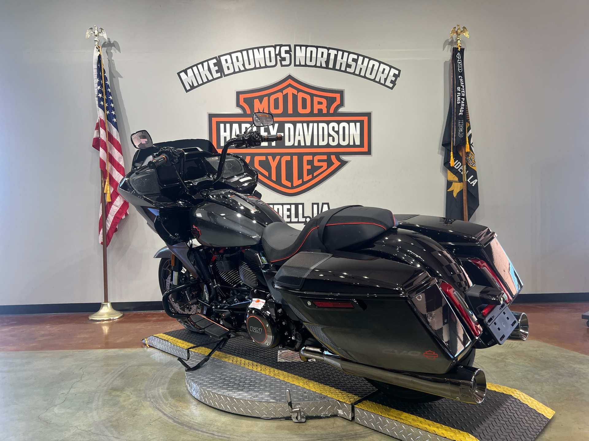 2025 Harley-Davidson CVO™ Road Glide® in Slidell, Louisiana - Photo 4