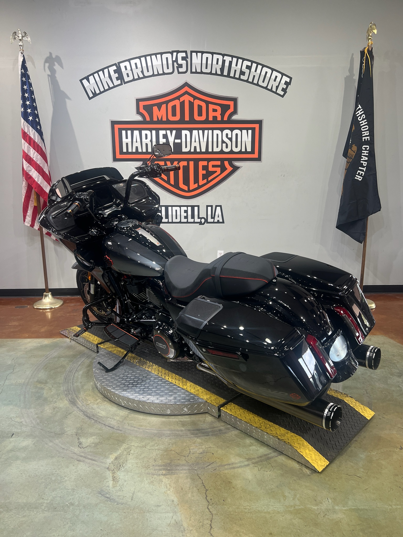 2025 Harley-Davidson CVO Road Glide® 7