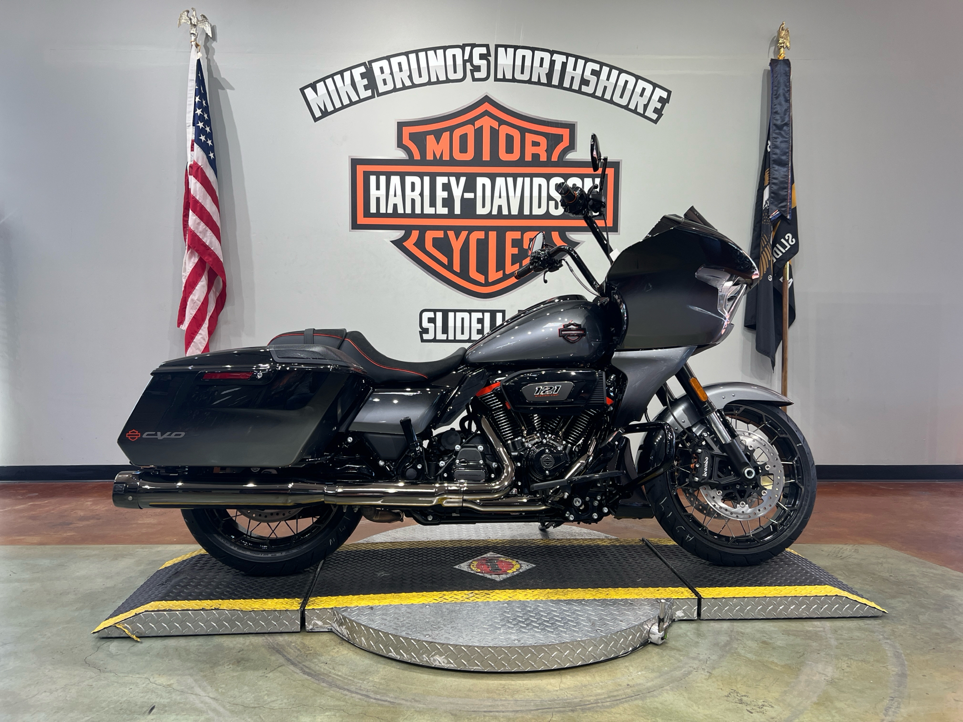 2025 Harley-Davidson CVO™ Road Glide® in Slidell, Louisiana - Photo 1