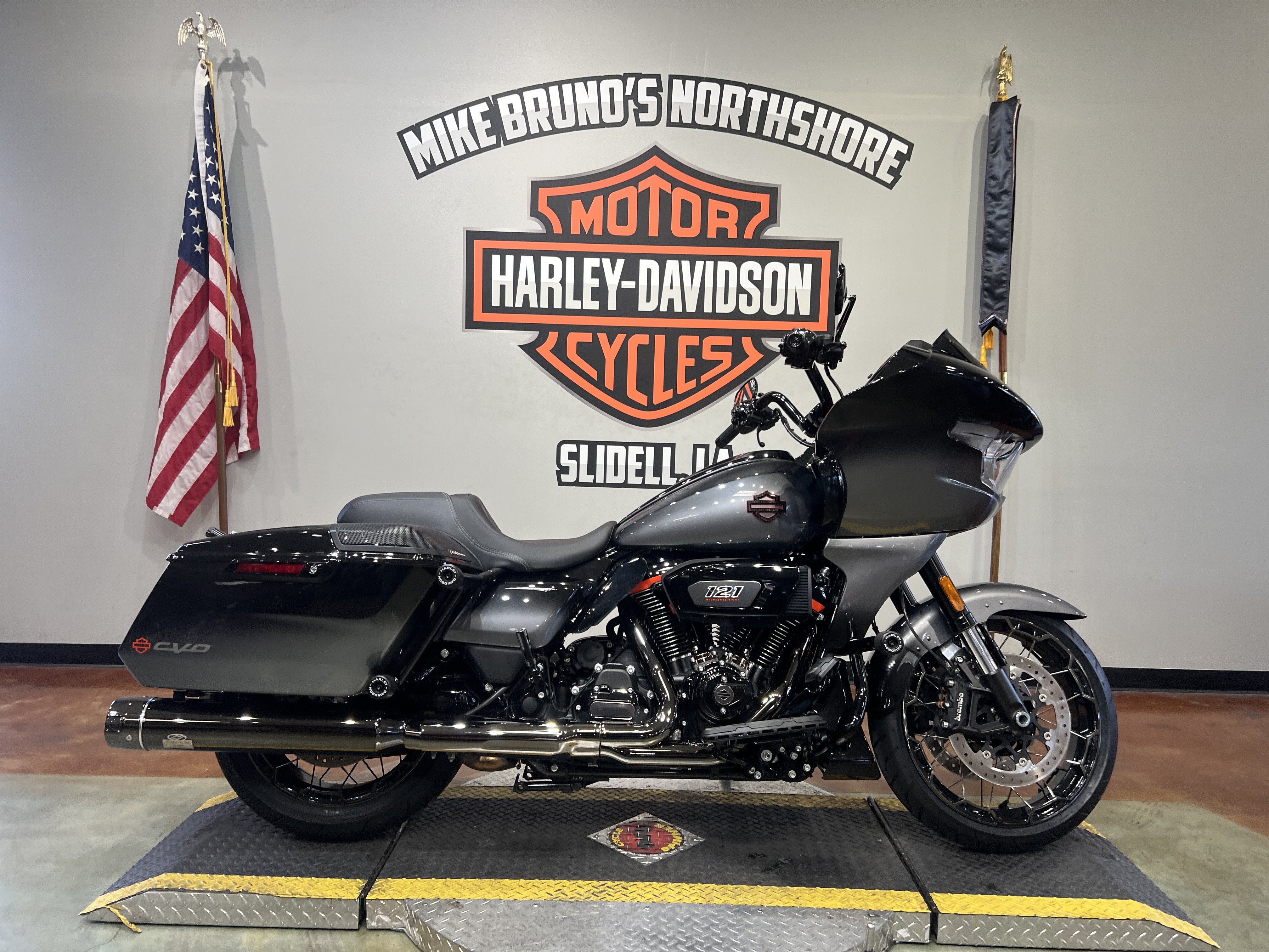 2025 Harley-Davidson CVO™ Road Glide® in Slidell, Louisiana - Photo 1