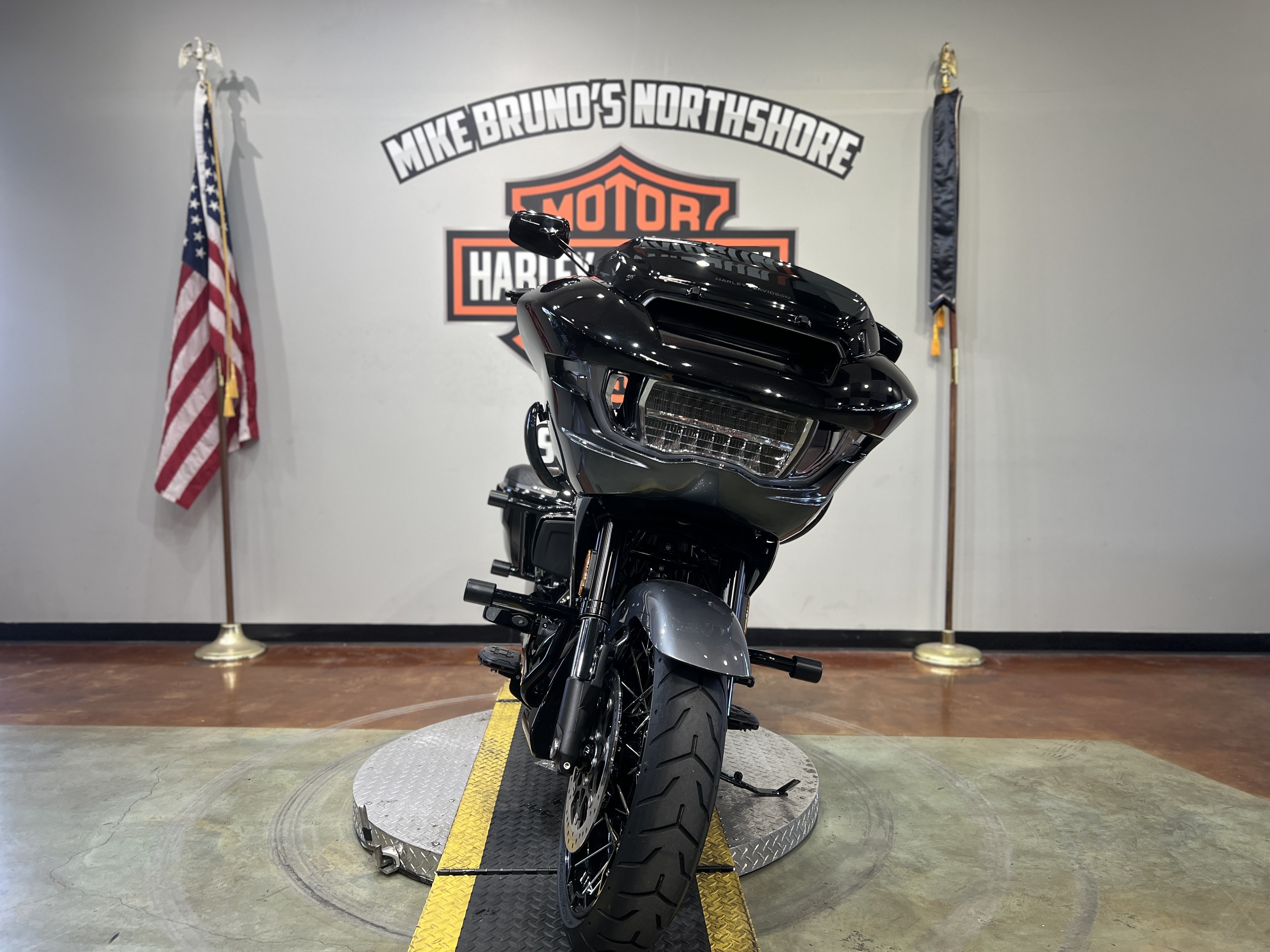 2025 Harley-Davidson CVO™ Road Glide® in Slidell, Louisiana - Photo 3