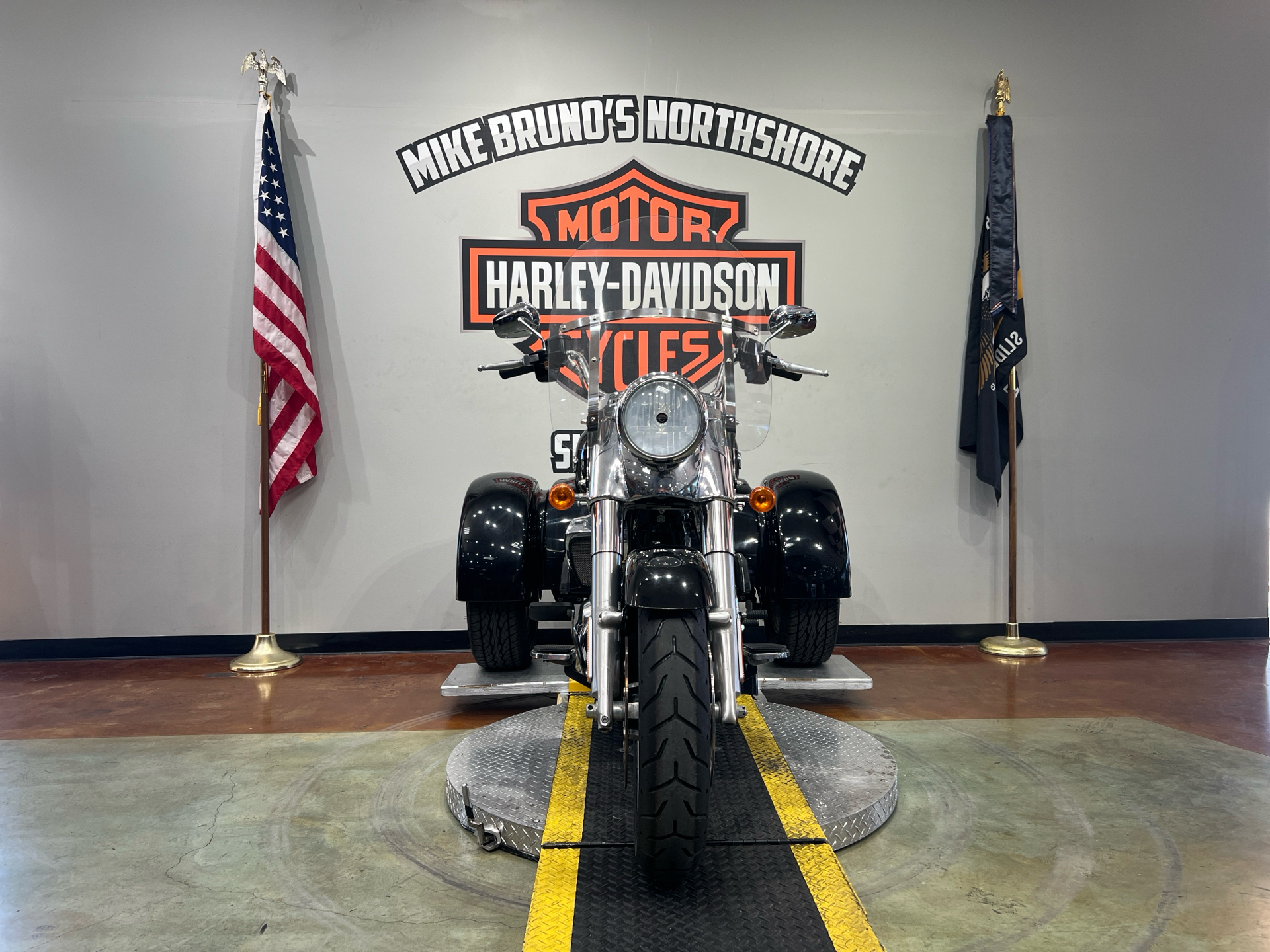 2017 Harley-Davidson Freewheeler in Slidell, Louisiana - Photo 3