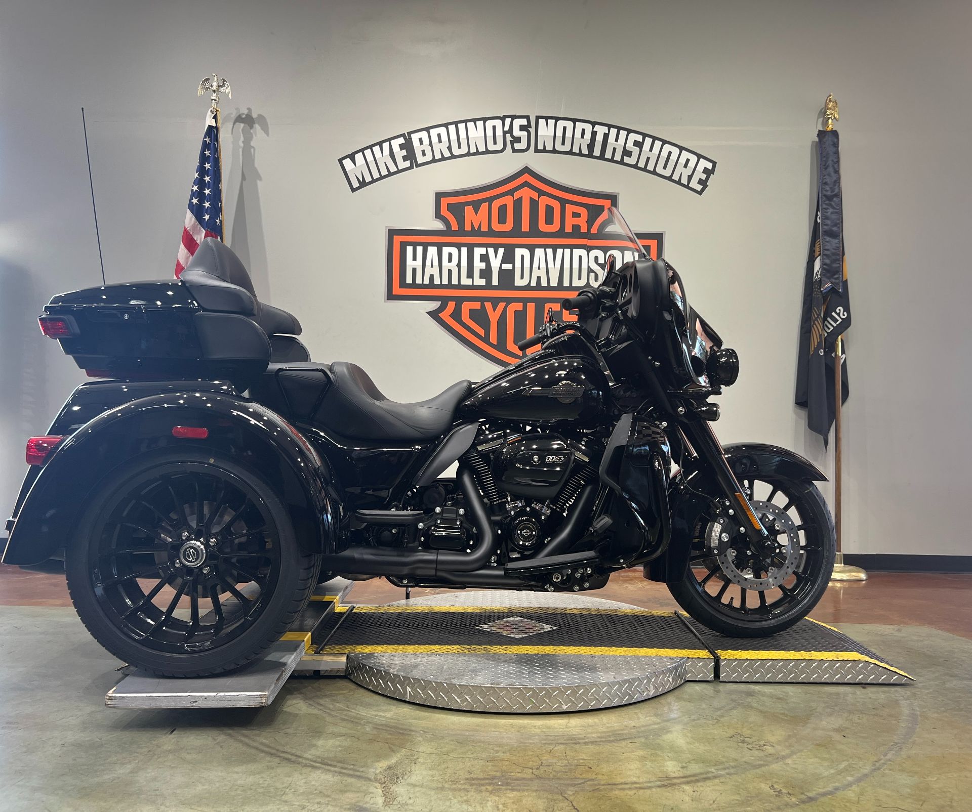 2025 Harley-Davidson Tri Glide® Ultra in Slidell, Louisiana - Photo 1