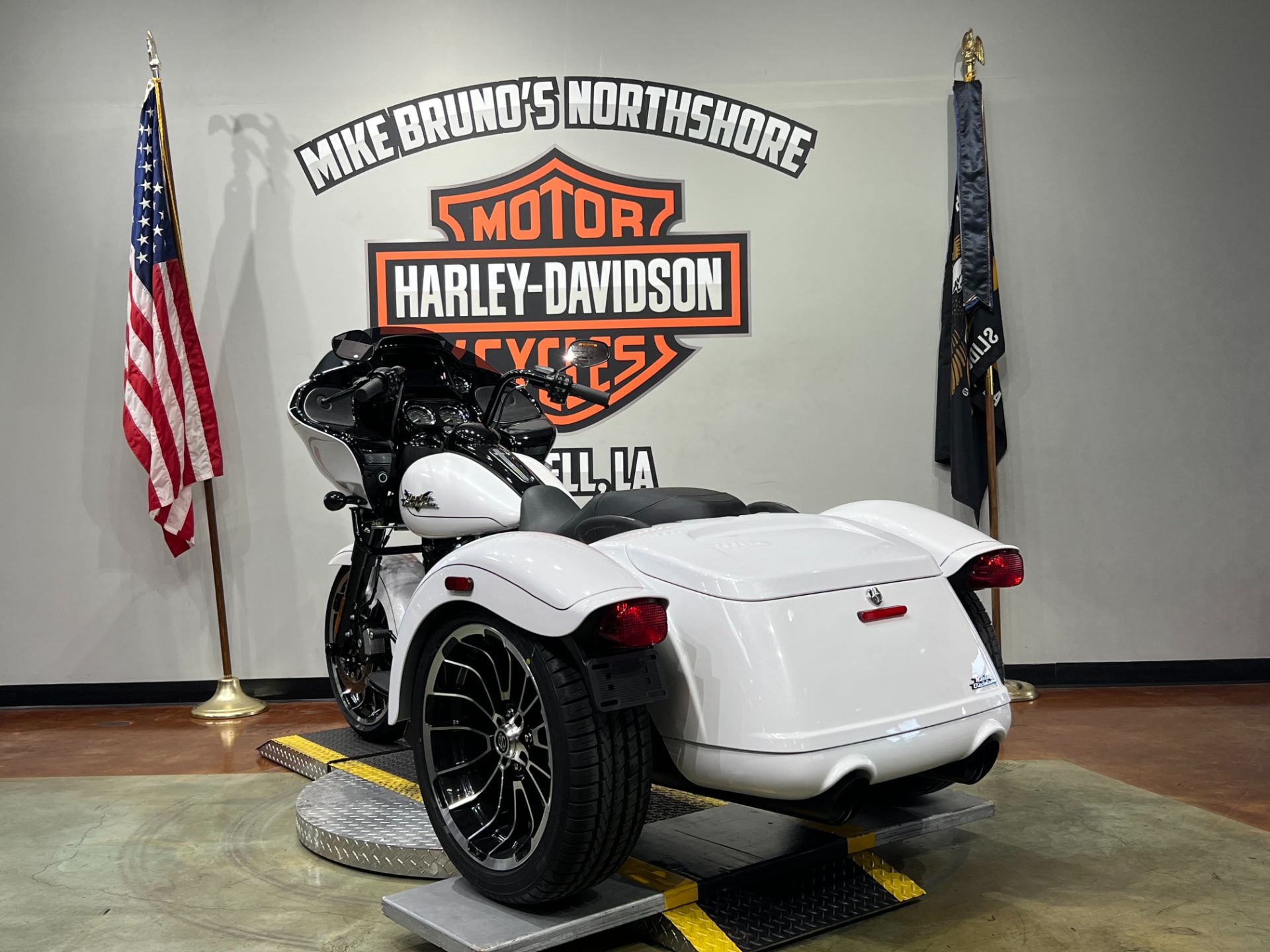 2025 Harley-Davidson Road Glide® 3 in Slidell, Louisiana - Photo 3