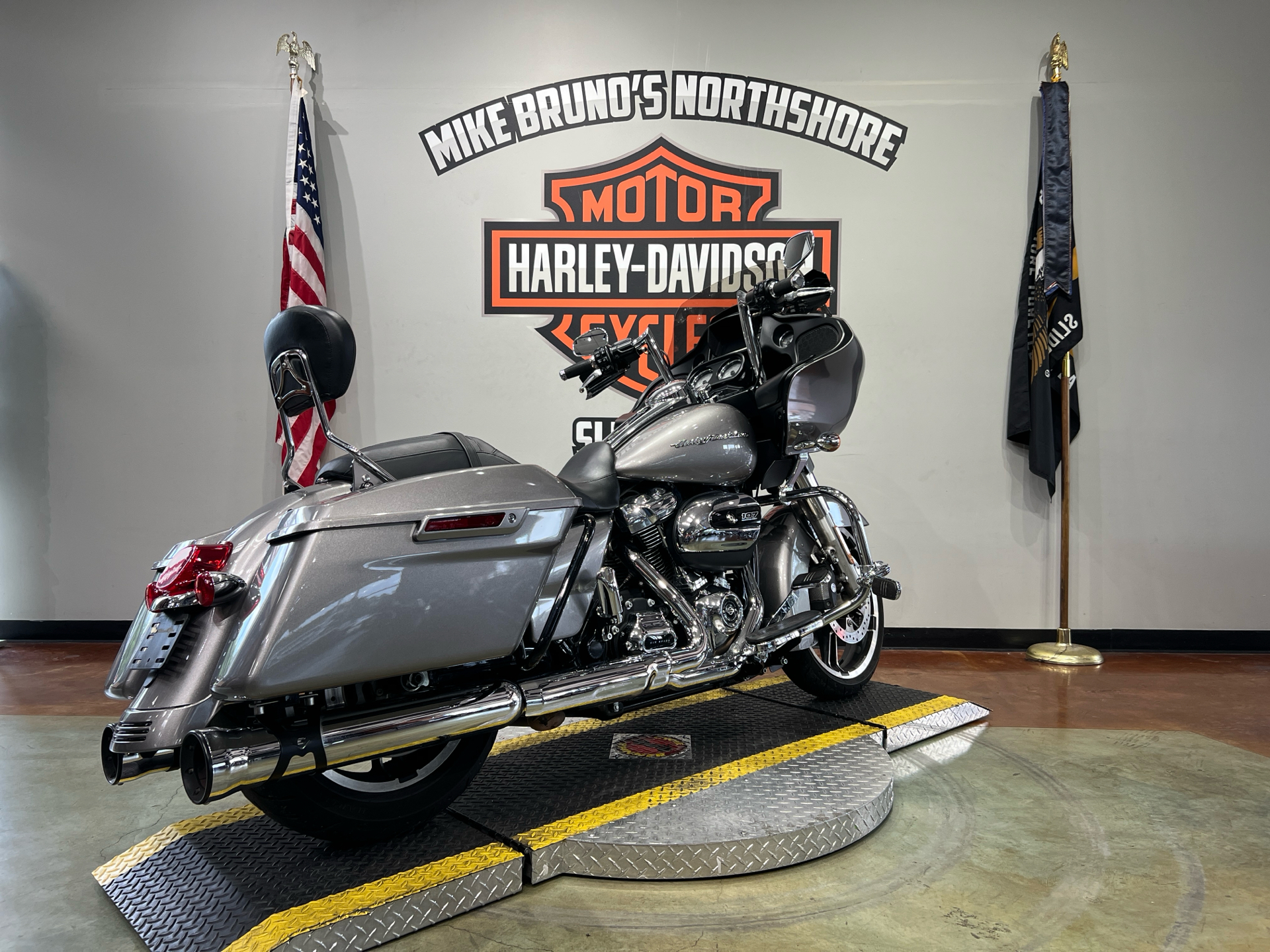 2017 Harley-Davidson Road Glide® in Slidell, Louisiana - Photo 8