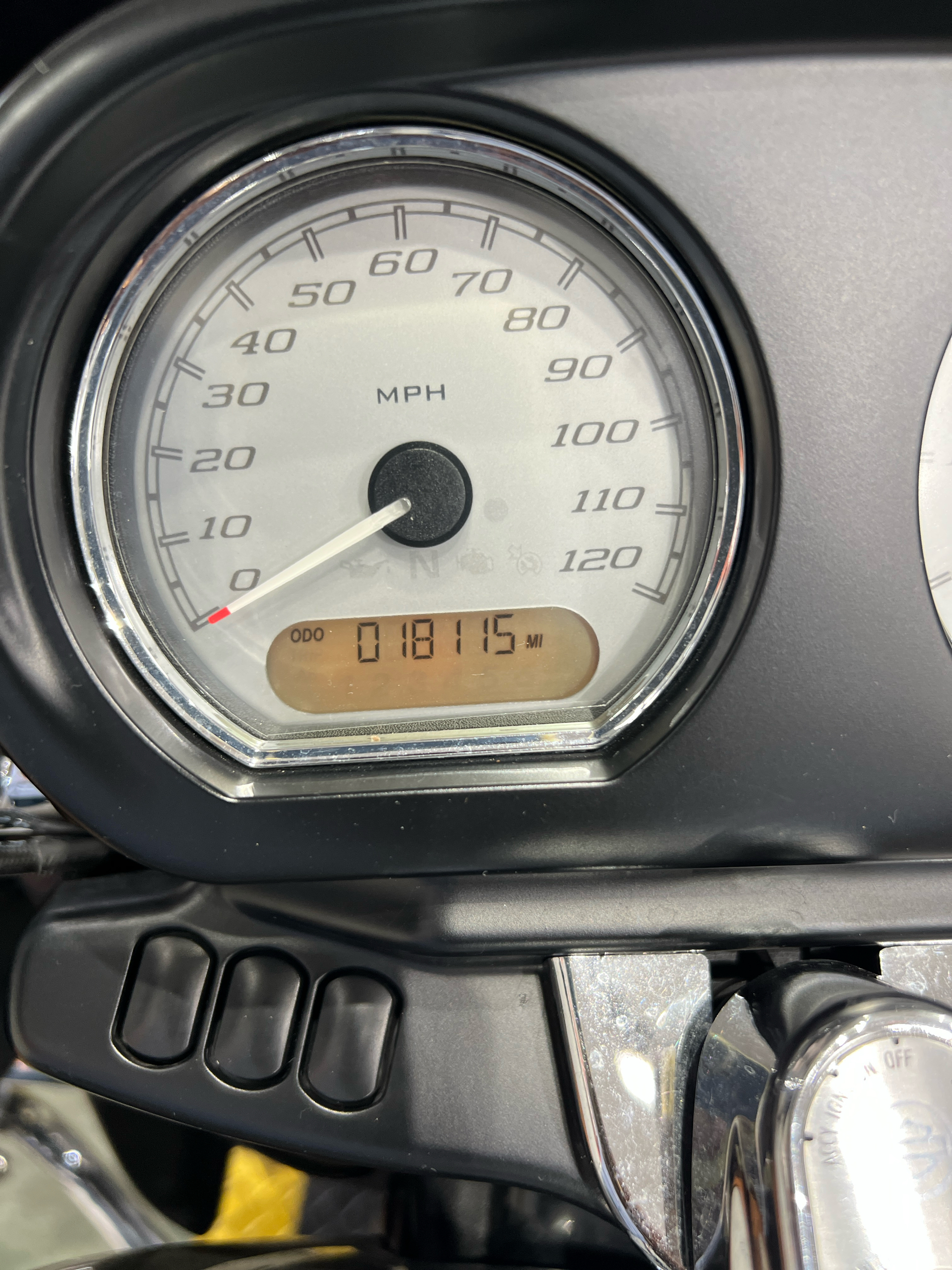 2017 Harley-Davidson Road Glide® in Slidell, Louisiana - Photo 9