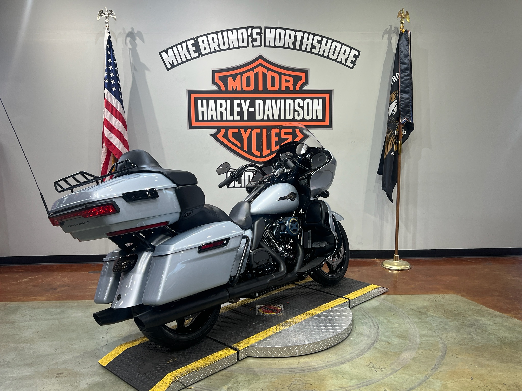 2023 Harley-Davidson Road Glide® Limited 7