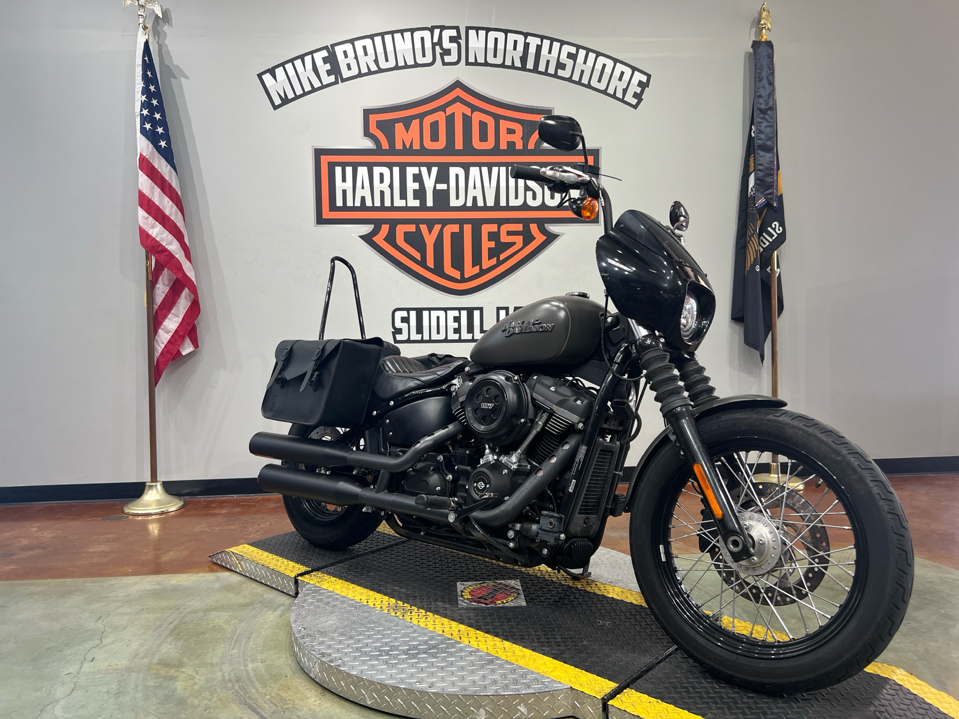 2019 Harley-Davidson Street Bob® in Slidell, Louisiana - Photo 2