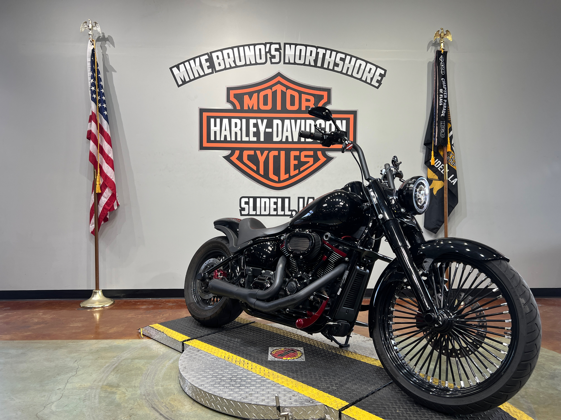 2021 Harley-Davidson Heritage Classic 114 in Slidell, Louisiana - Photo 2