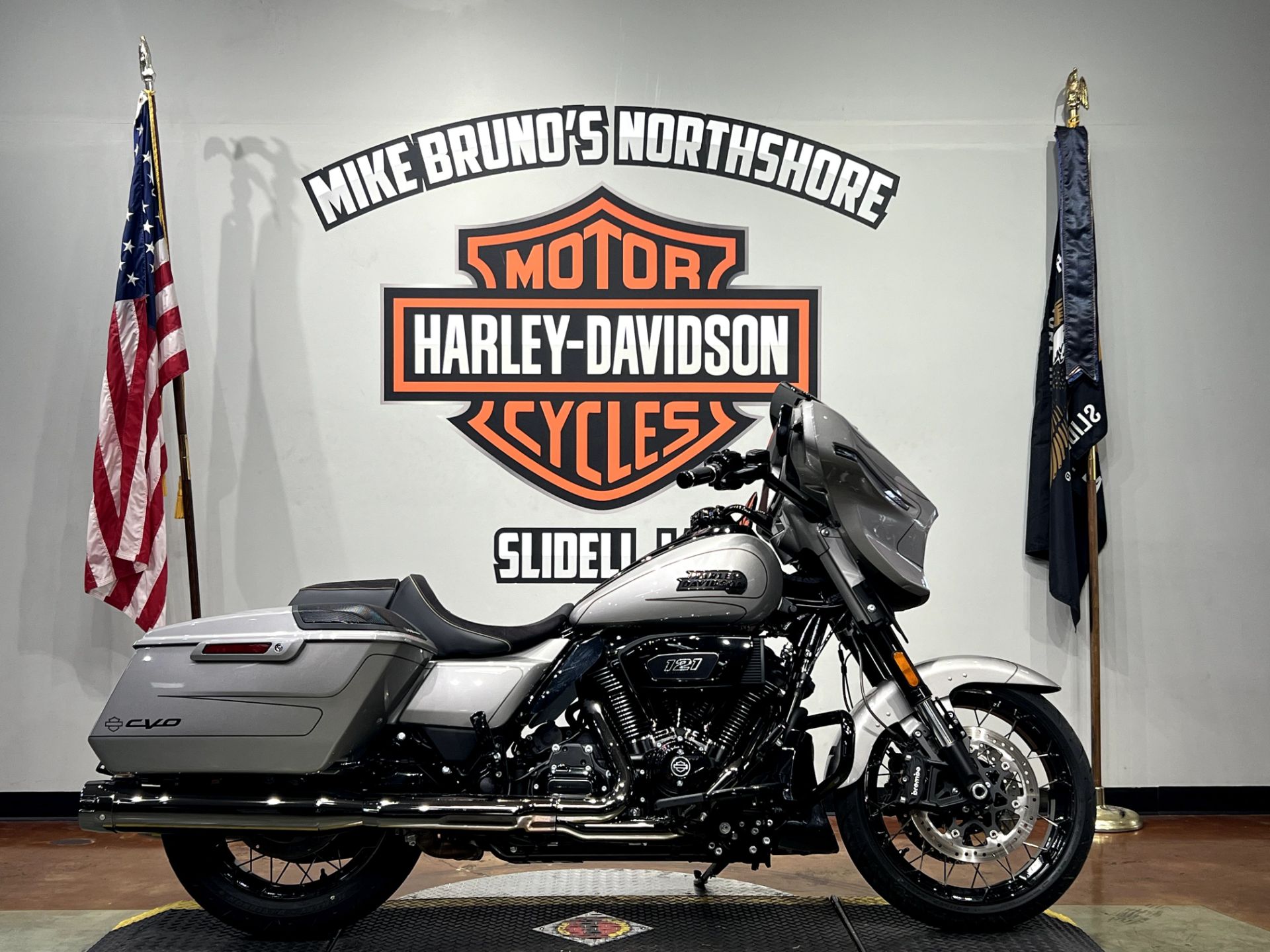 2023 Harley-Davidson CVO™ Street Glide® in Slidell, Louisiana - Photo 1
