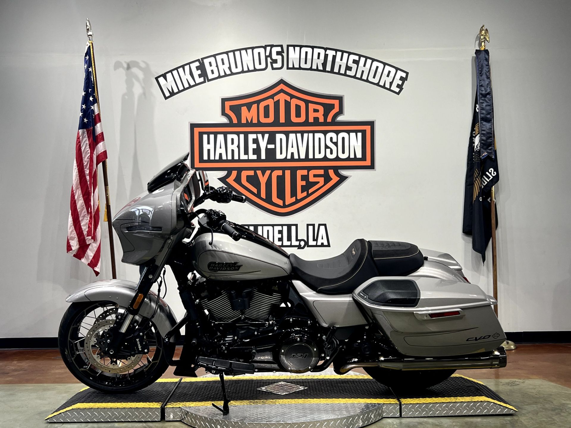 2023 Harley-Davidson CVO™ Street Glide® in Slidell, Louisiana - Photo 5
