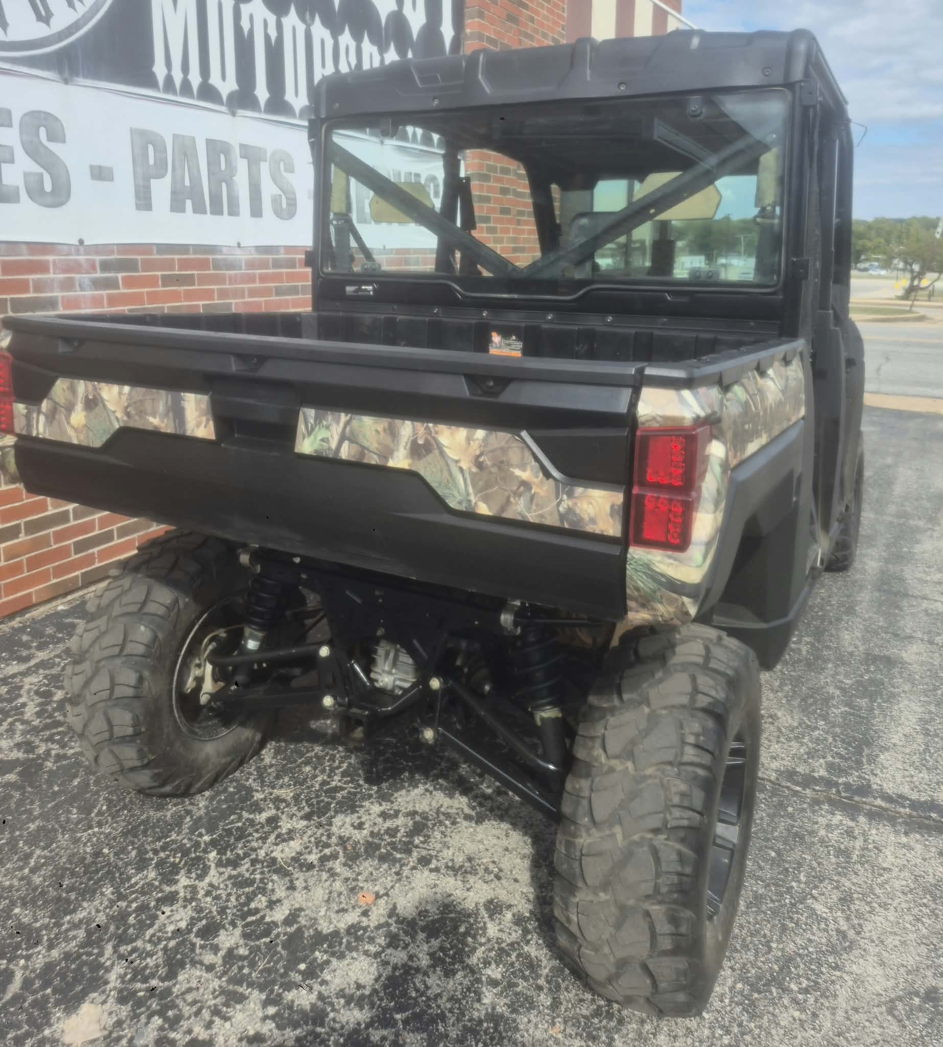 2023 Polaris  5