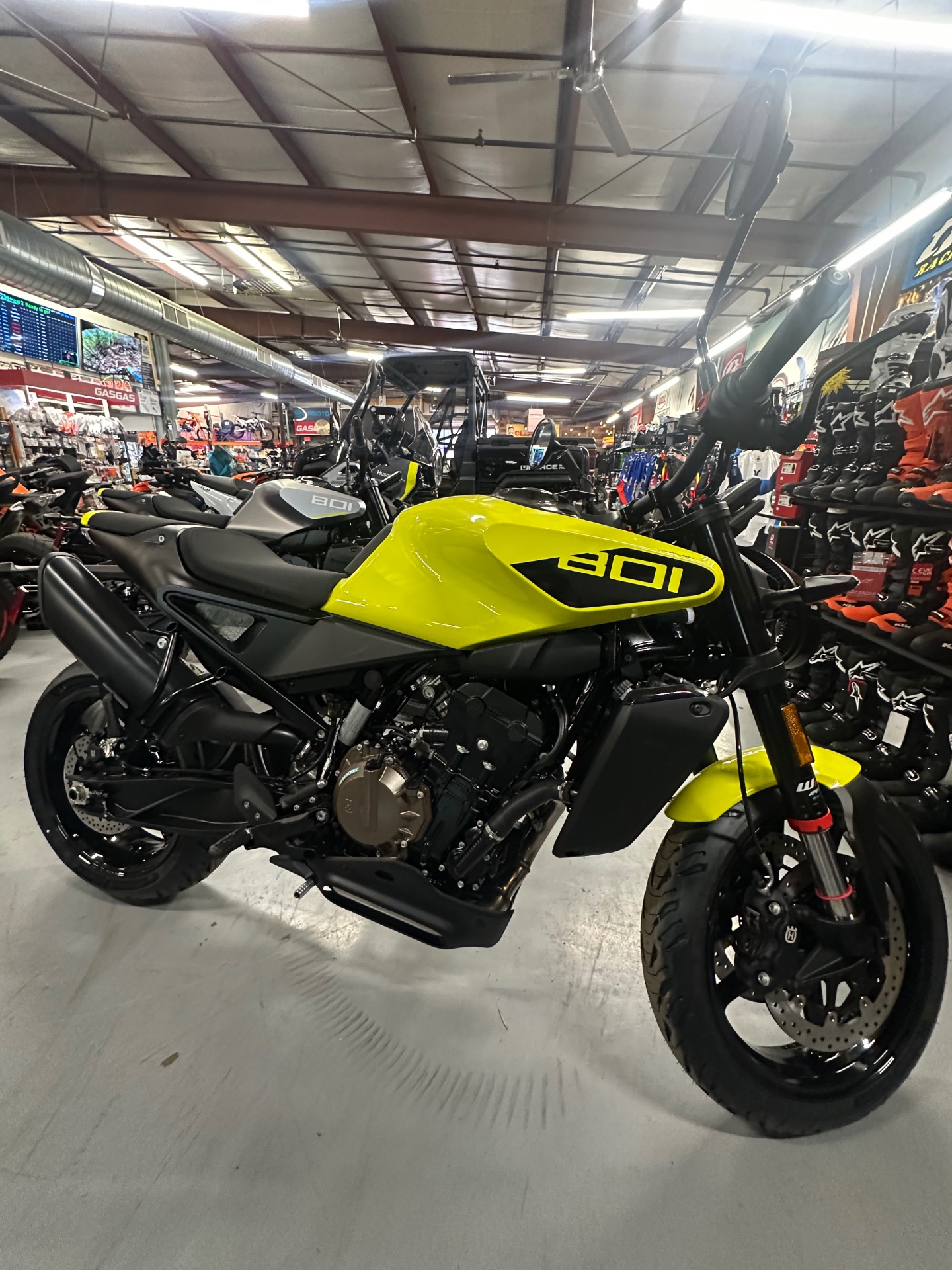 New 2025 Husqvarna Vitpilen 801, Westfield MA | Specs, Price