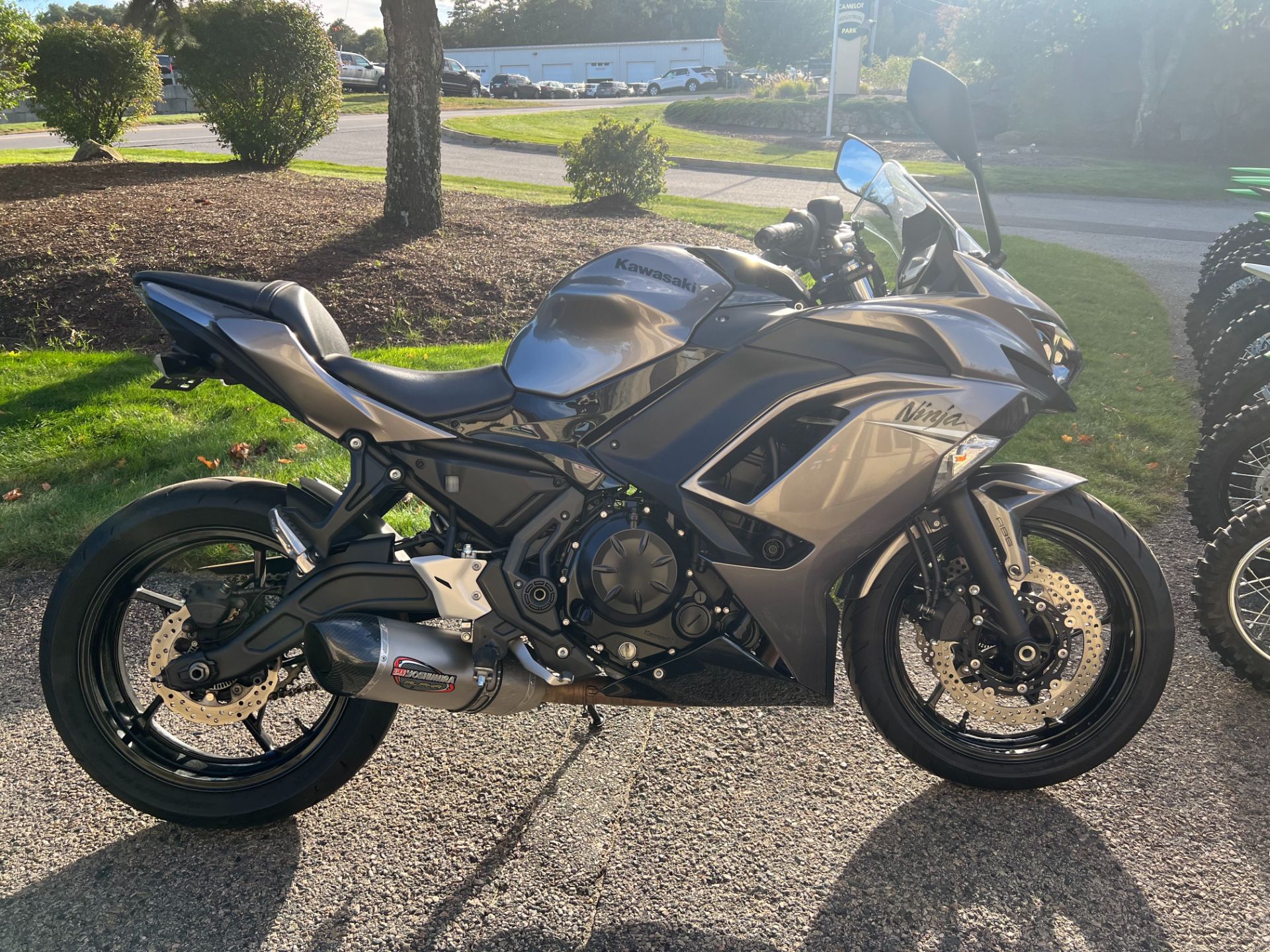 Used 2021 Kawasaki Ninja 650 ABS Metallic Graphite Gray / Metallic