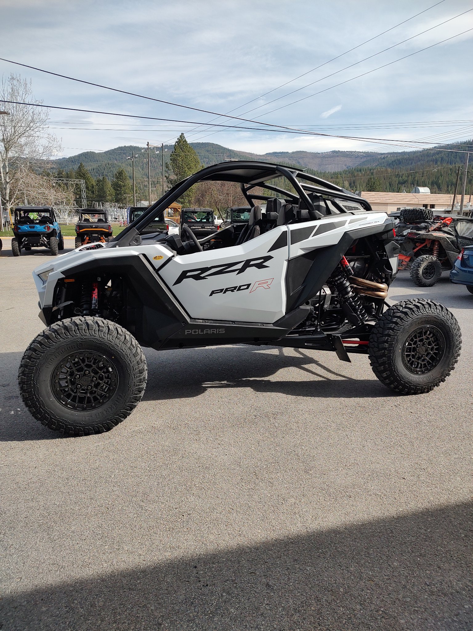 2026 Polaris RZR Pro R Ultimate 1