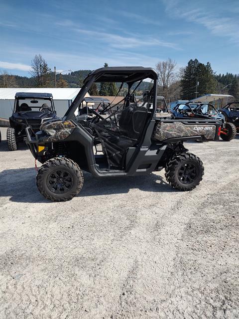 2025 Can-Am Defender XT HD10 — photo 1 of 9