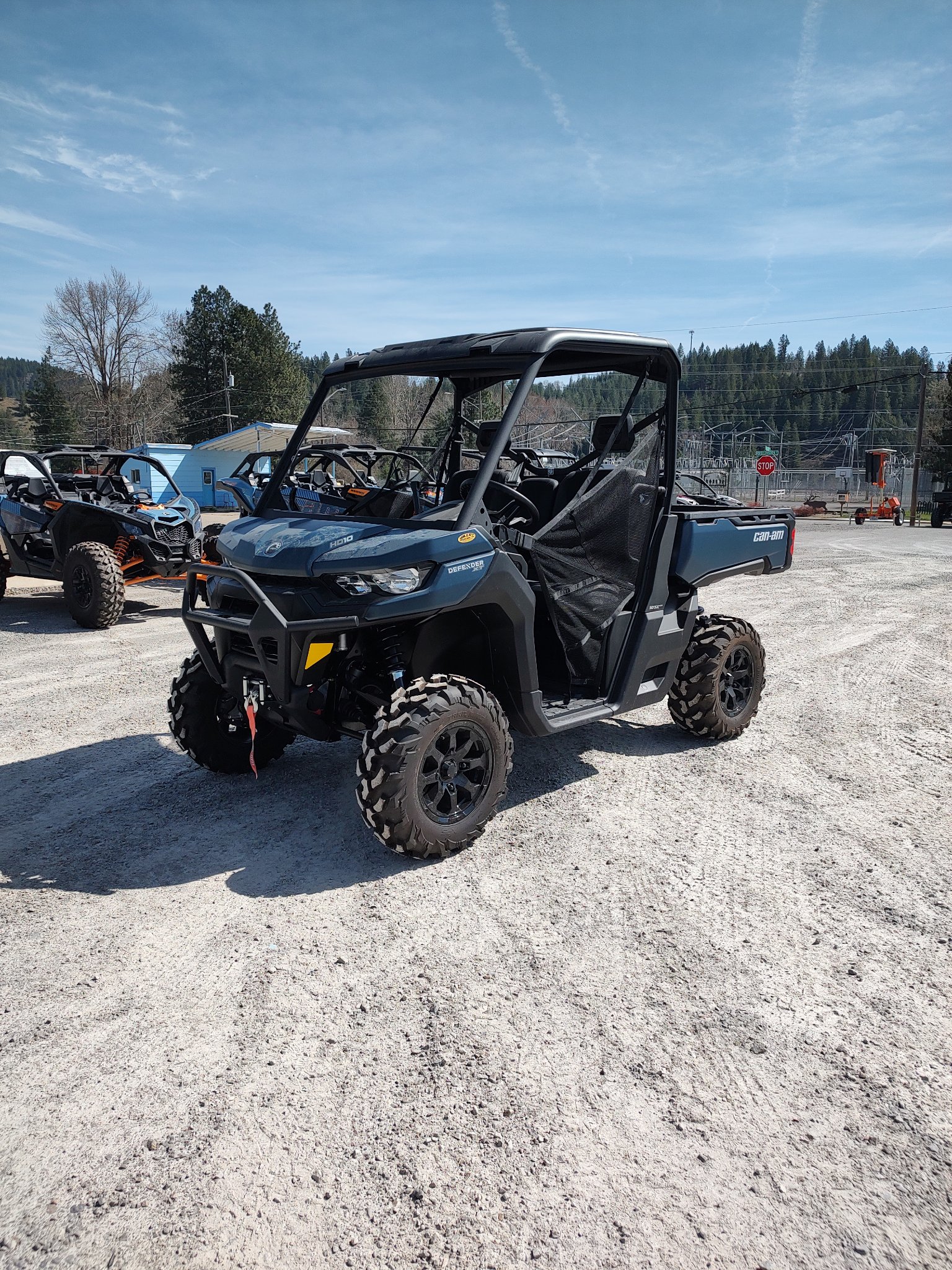 2025 Can-Am™ Defender XT HD10 2