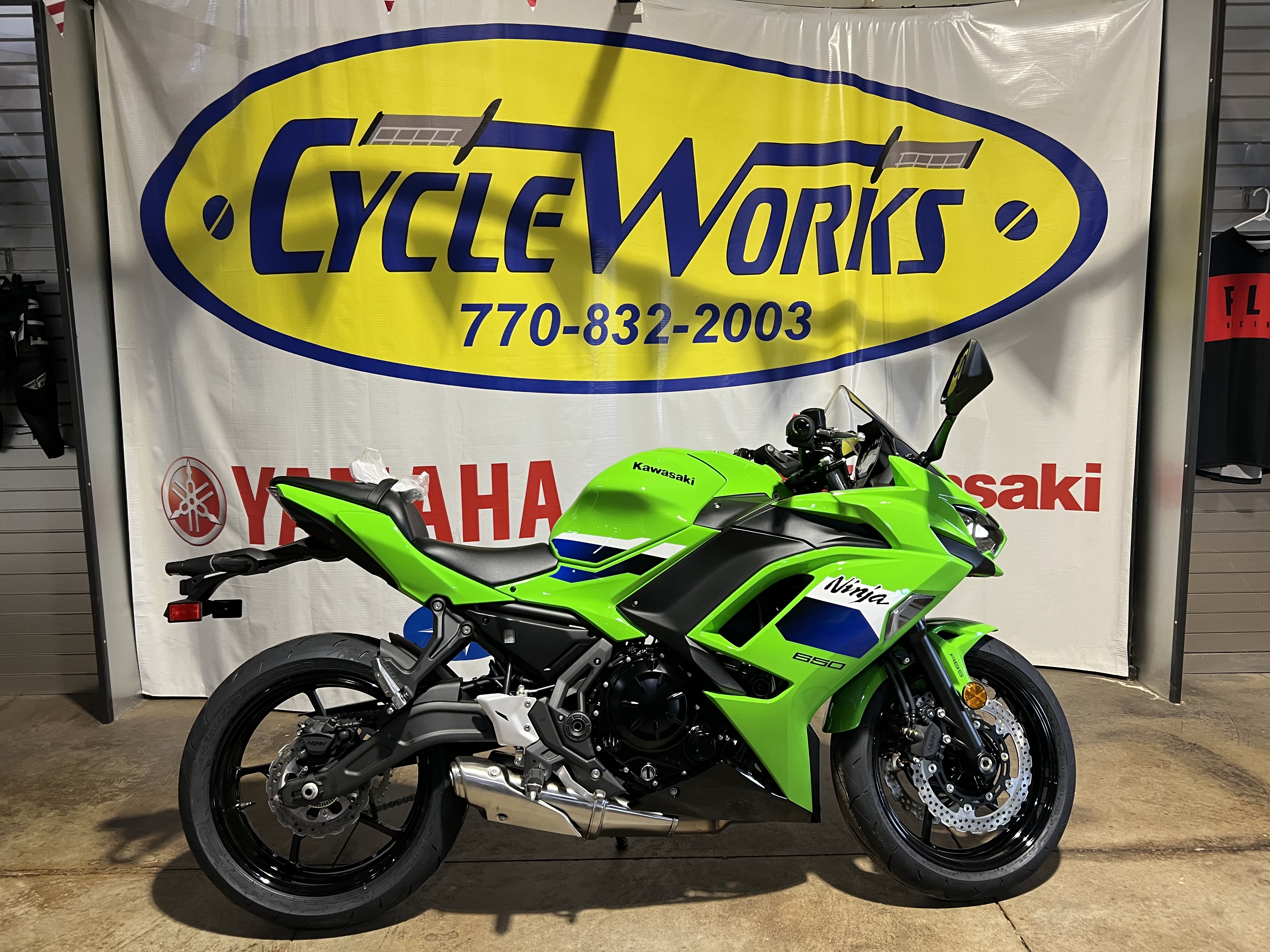 2026 Kawasaki Ninja® 650 ABS 2