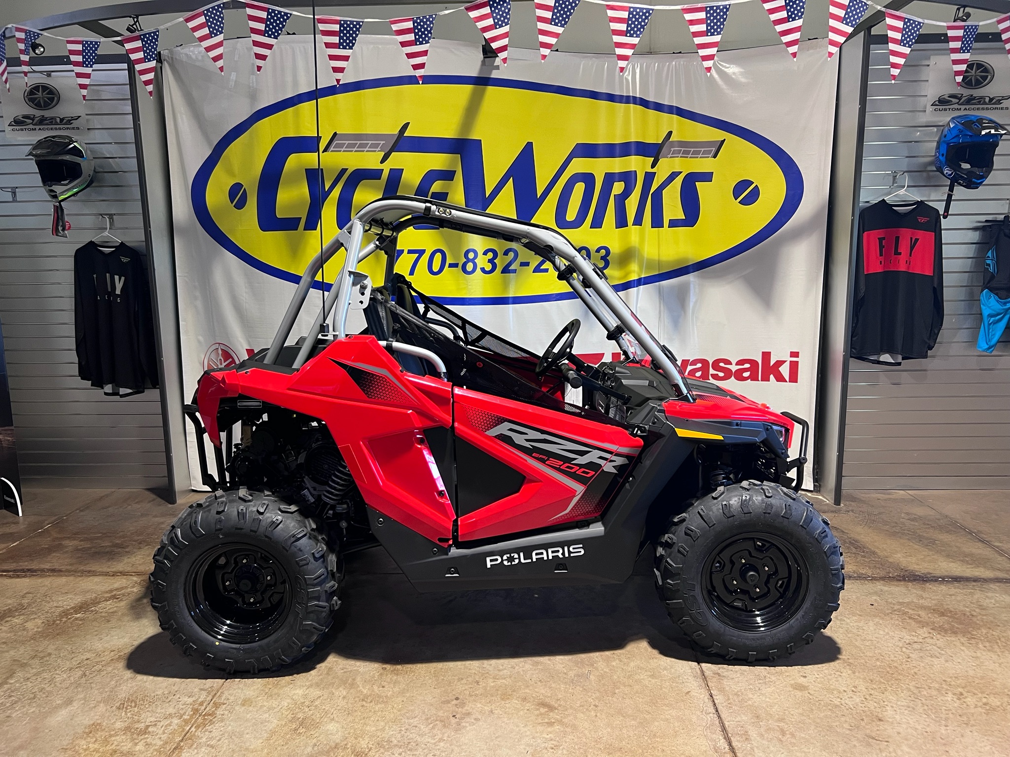 2026 Polaris RZR 200 EFI 1